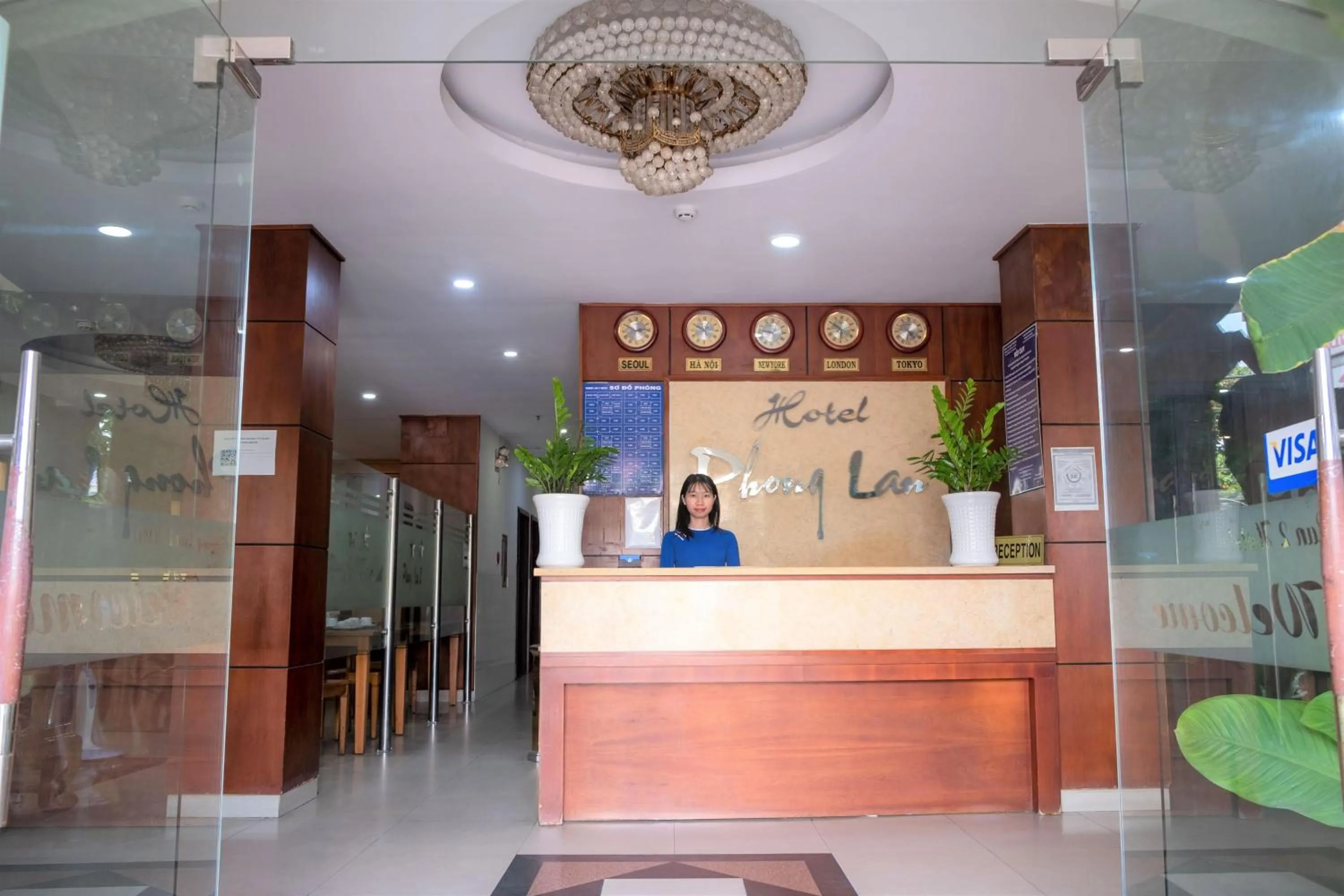 Lobby or reception in Phong Lan 2 Hotel