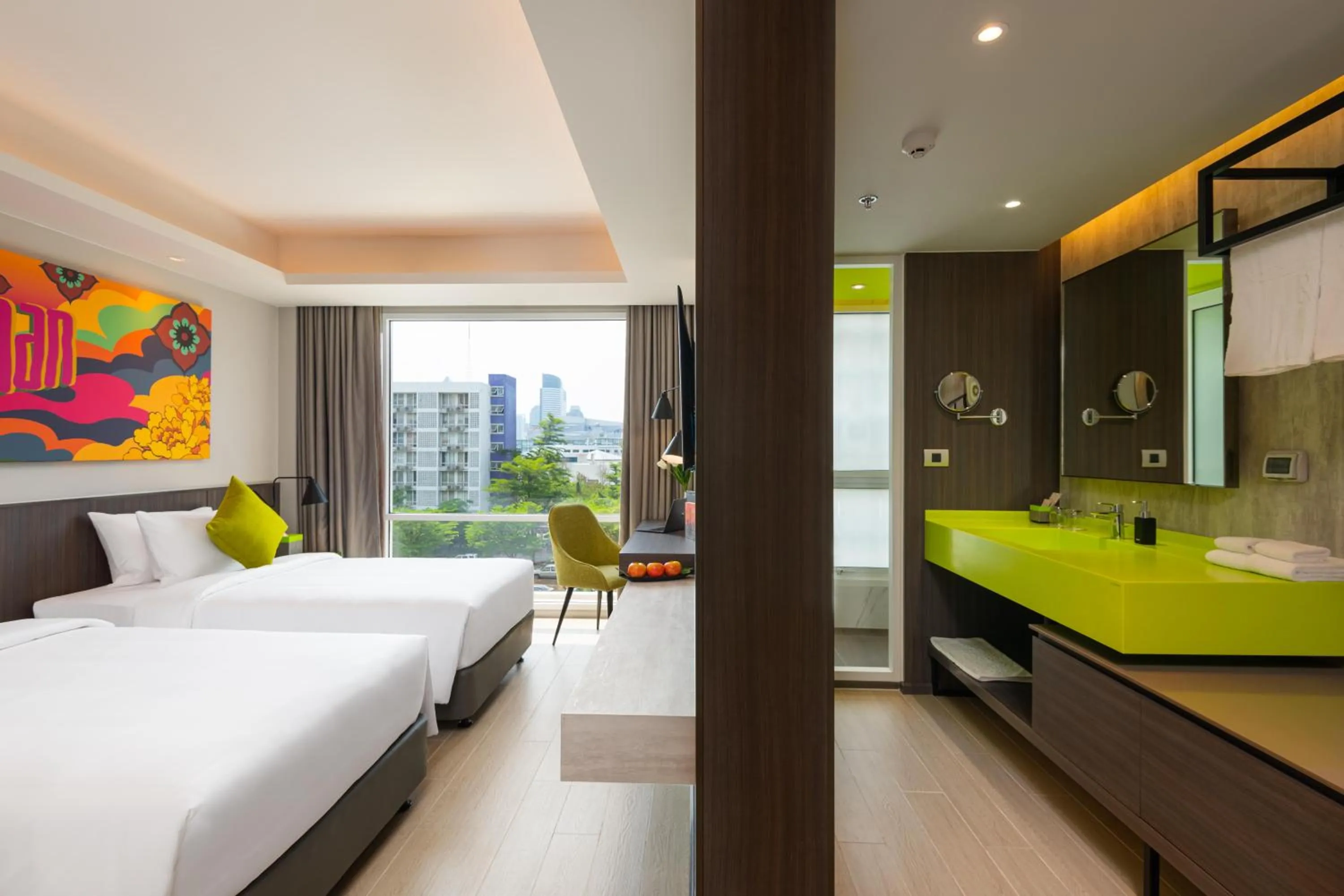 Bathroom, Bed in Maitria Hotel Rama 9 Bangkok - A Chatrium Collection