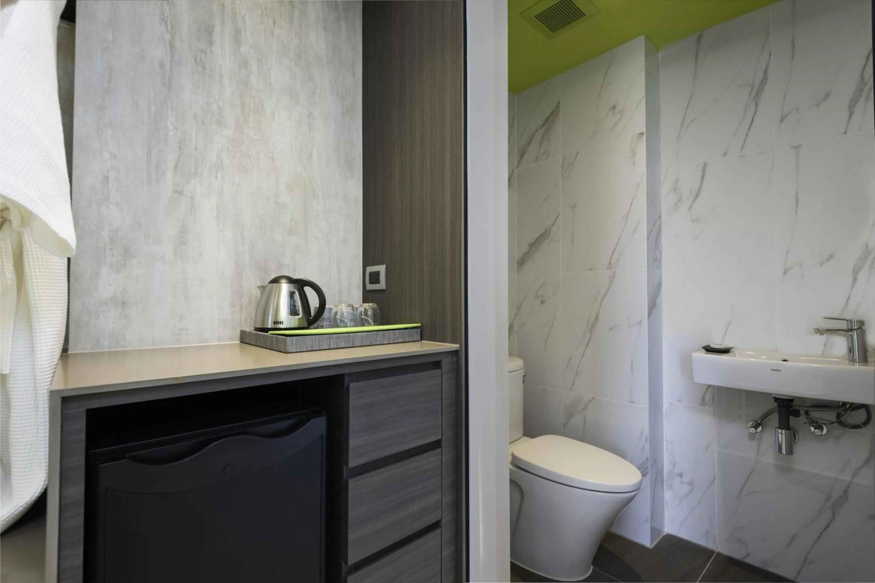 Toilet in Maitria Hotel Rama 9 Bangkok - A Chatrium Collection