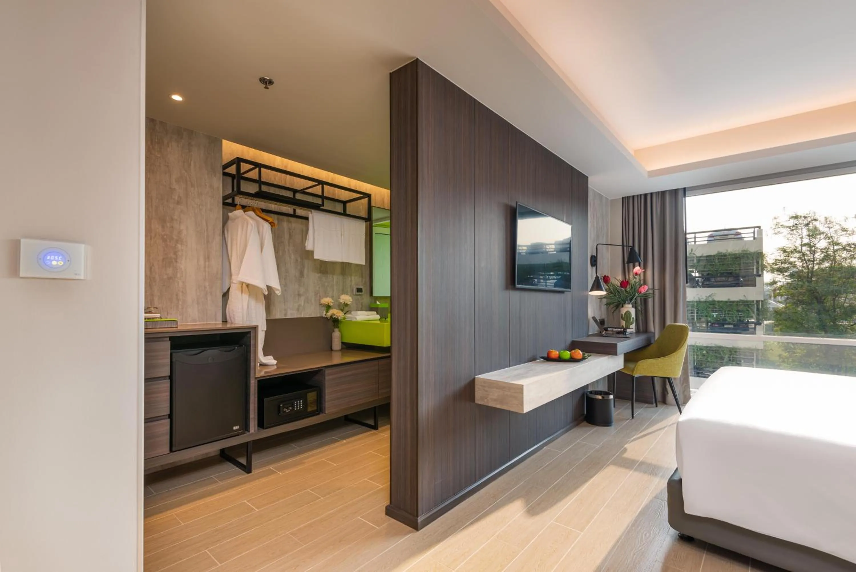 Bedroom, Bed in Maitria Hotel Rama 9 Bangkok - A Chatrium Collection