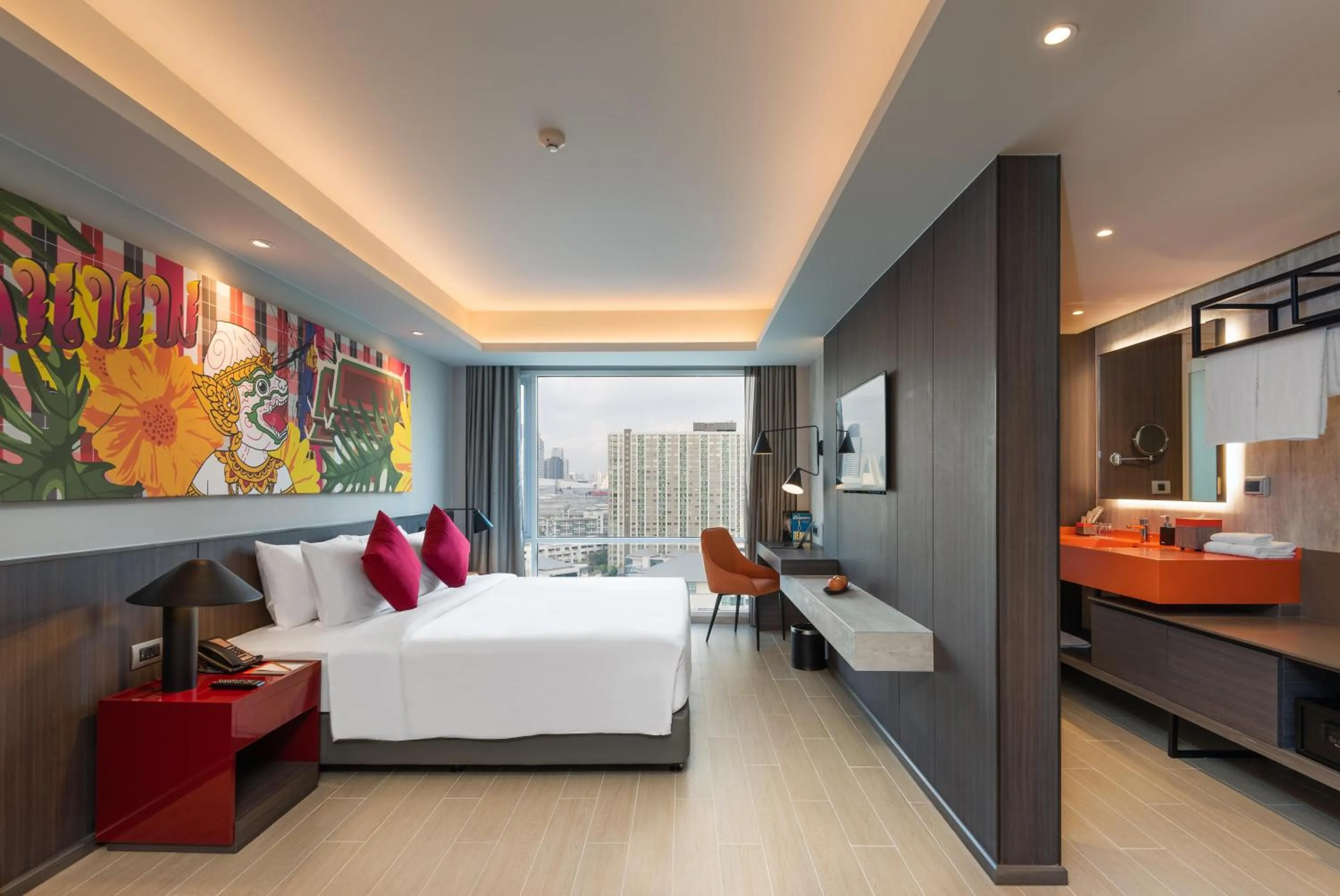 Bathroom, Bed in Maitria Hotel Rama 9 Bangkok - A Chatrium Collection