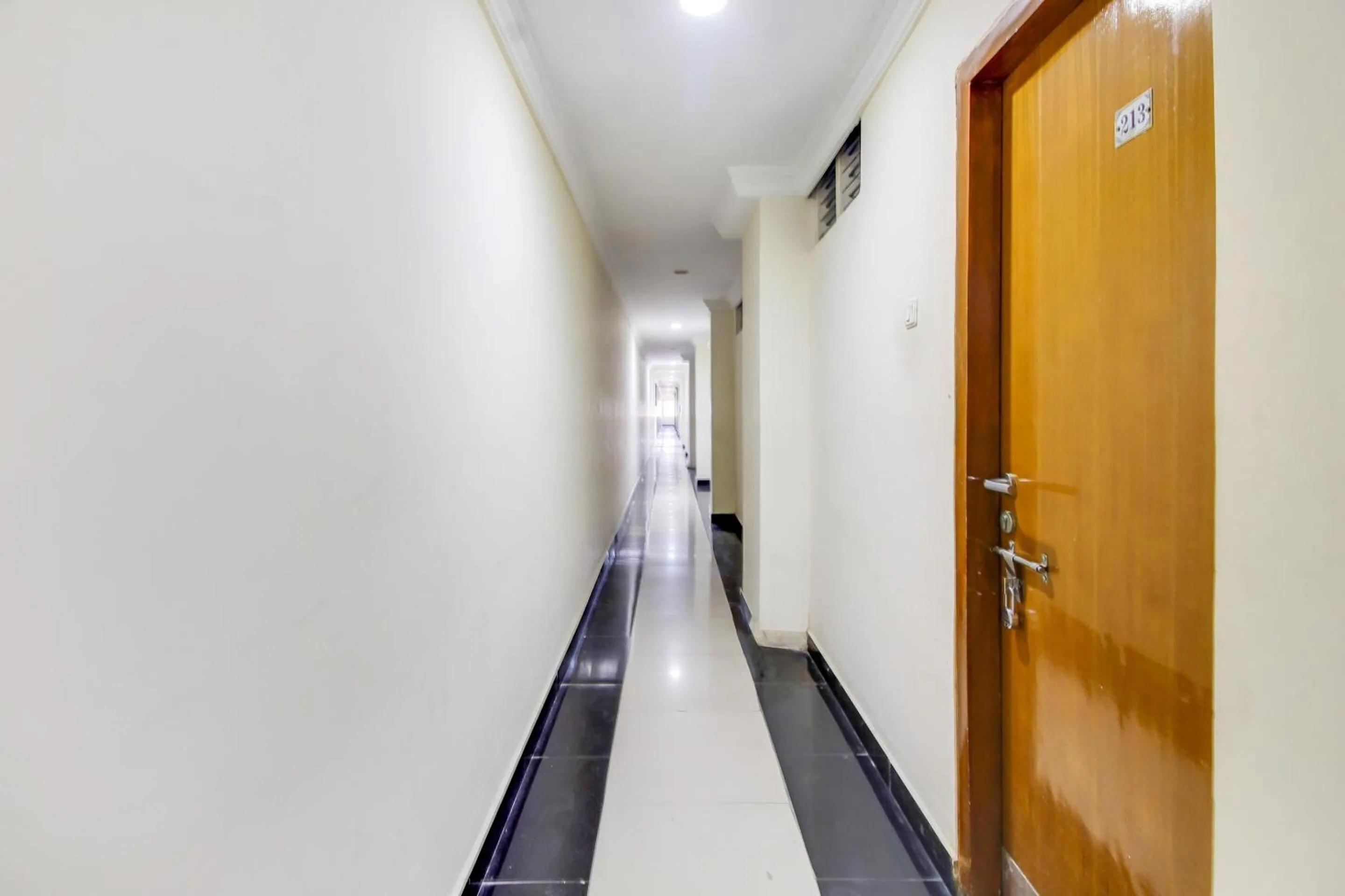 Lobby or reception in Hotel O Srinivasa Residency