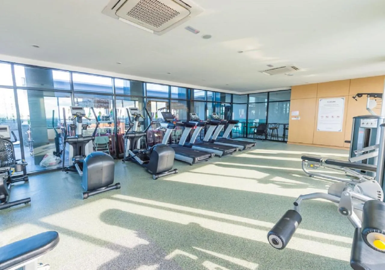 Fitness centre/facilities in Suasana Residence by Nest Home
