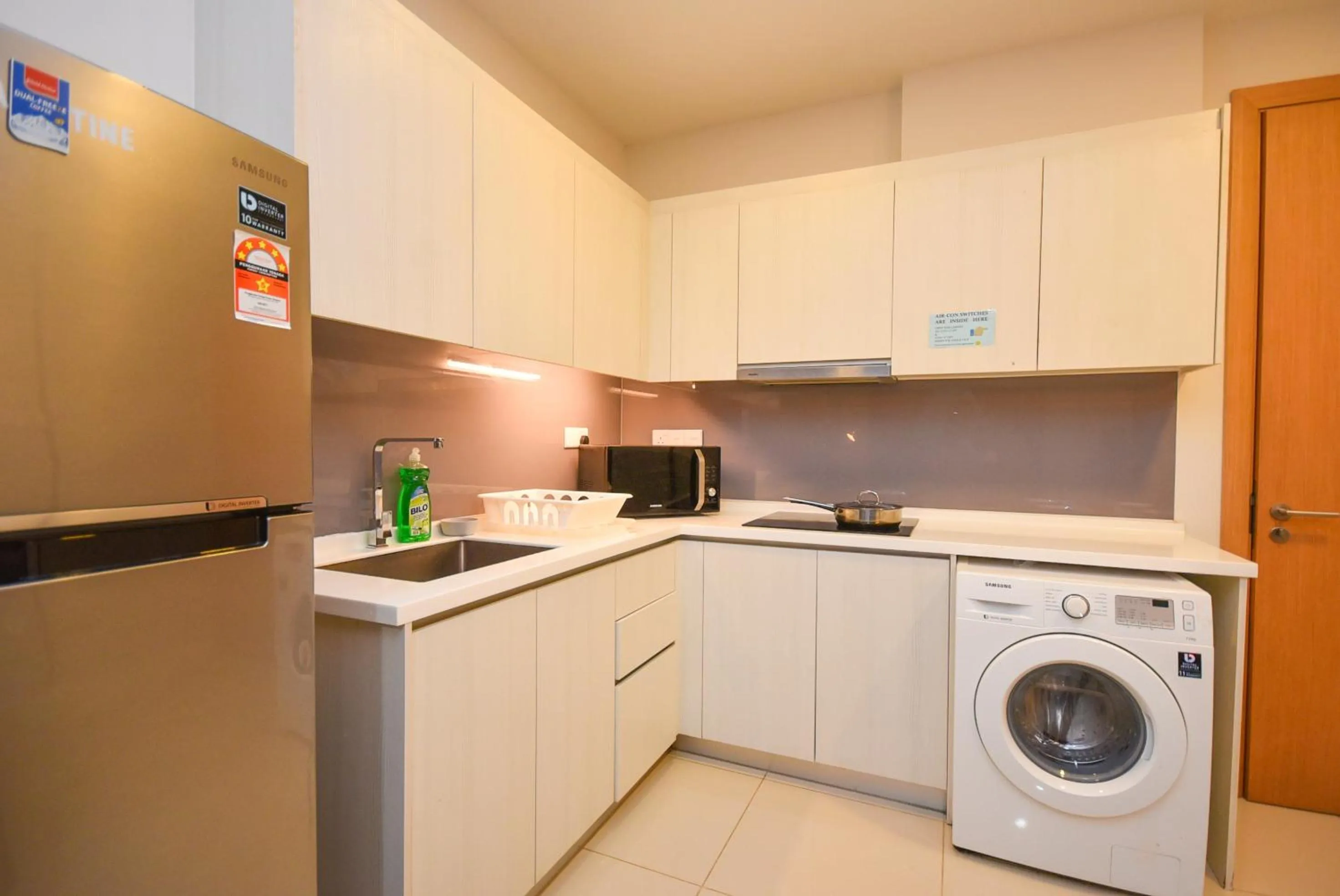 Kitchen or kitchenette in Suasana Residence by Nest Home
