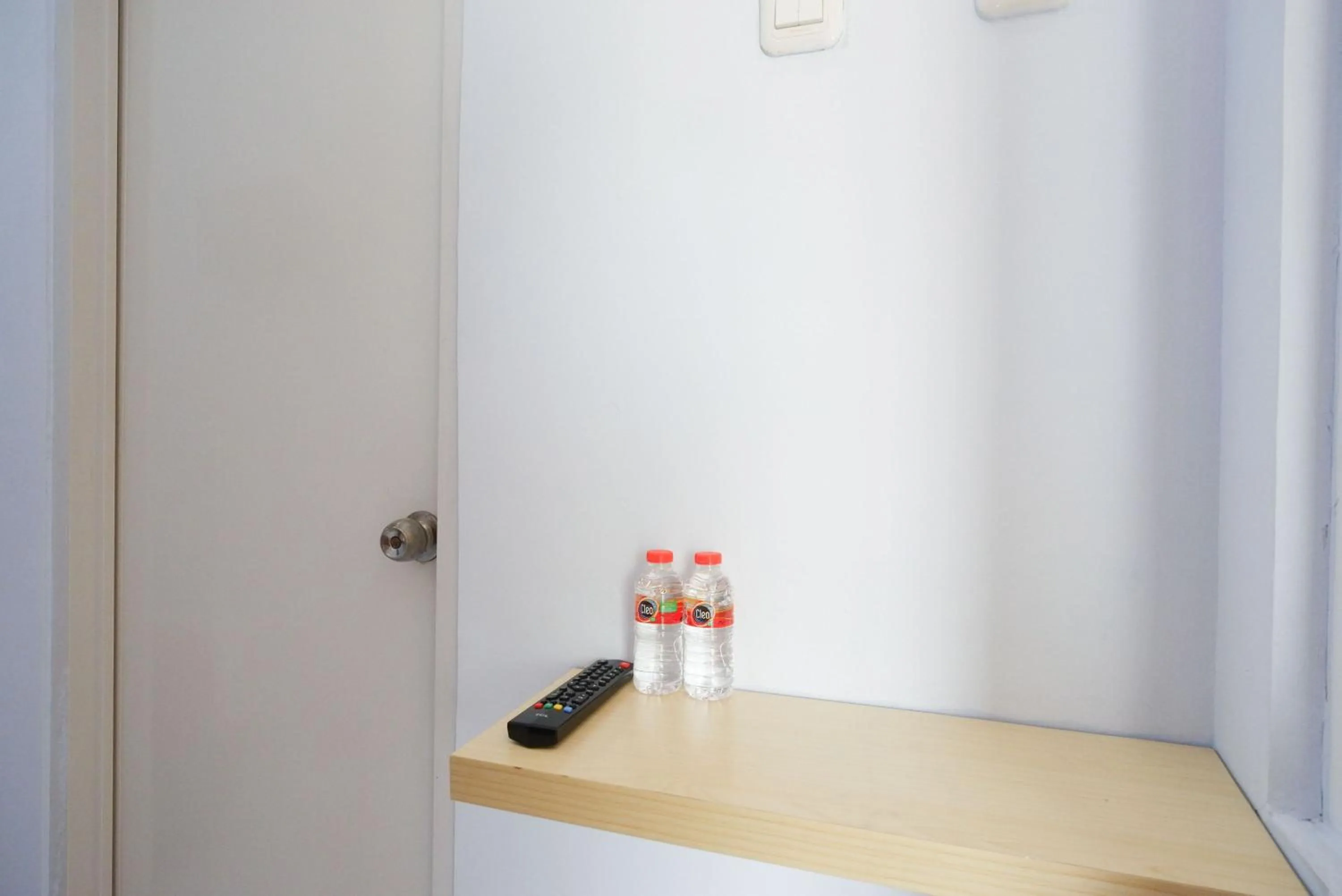 Drinks in RedDoorz near Bandara Ahmad Yani Semarang