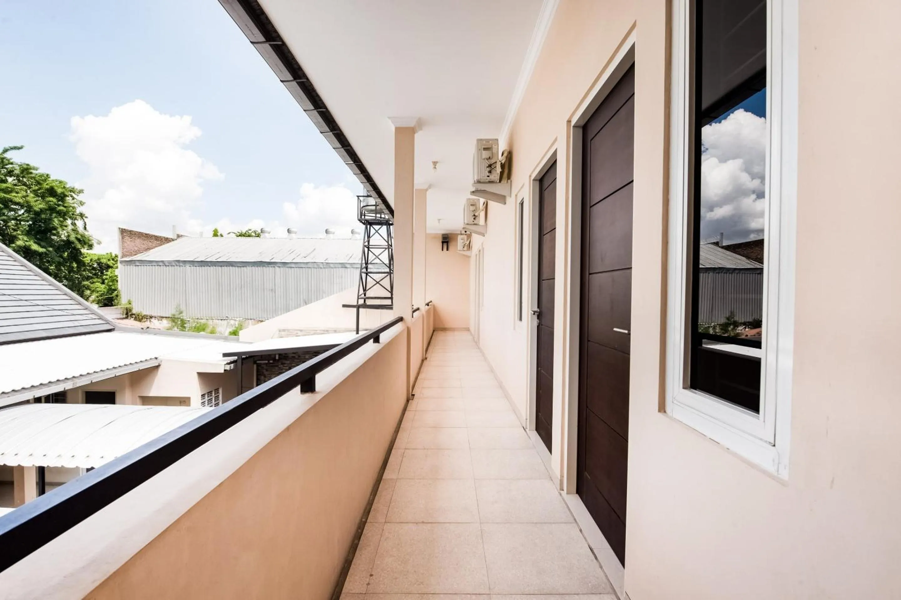 Lobby or reception in OYO Life 3398 Griya RM 19 Syariah