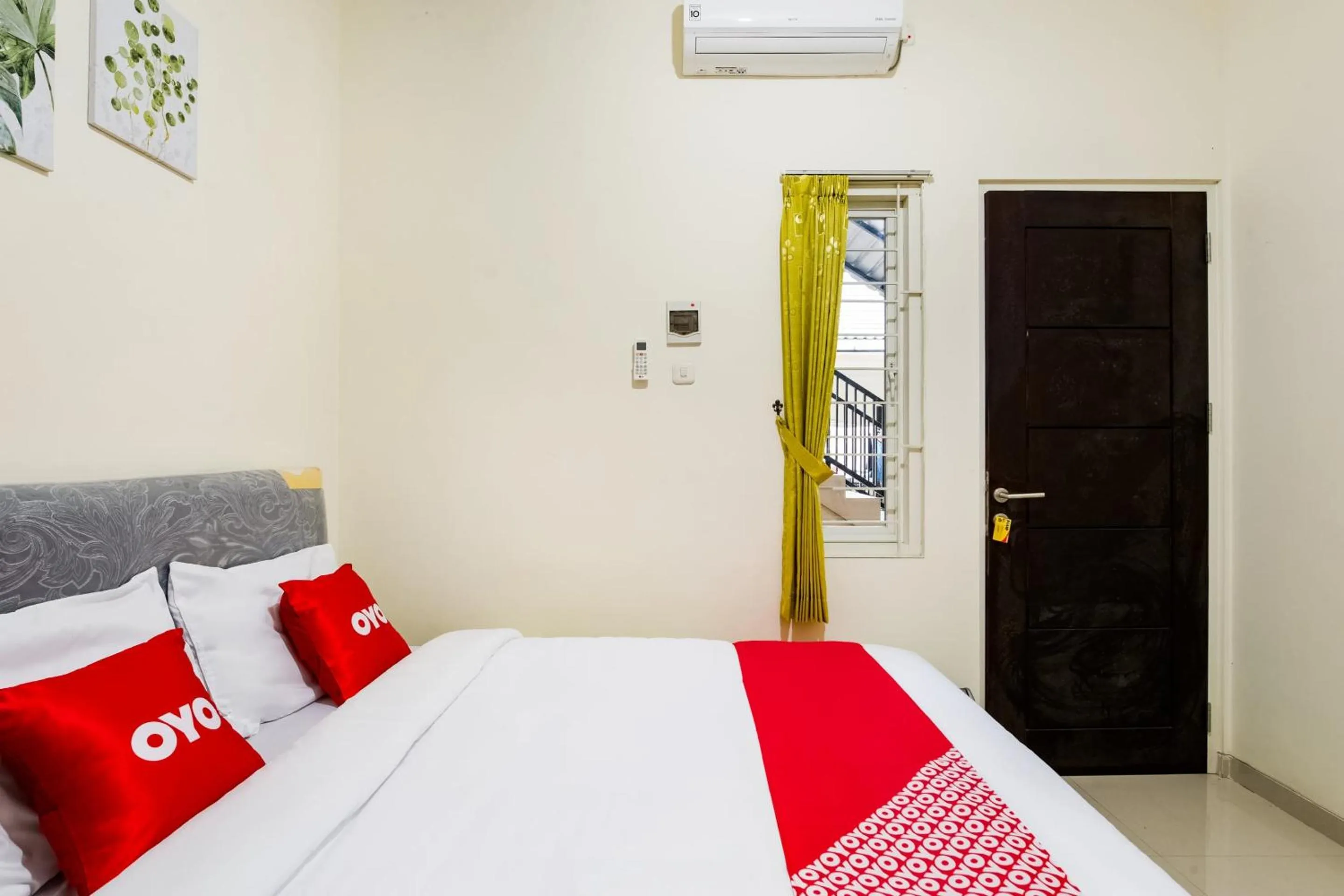 Bedroom in OYO Life 3398 Griya RM 19 Syariah