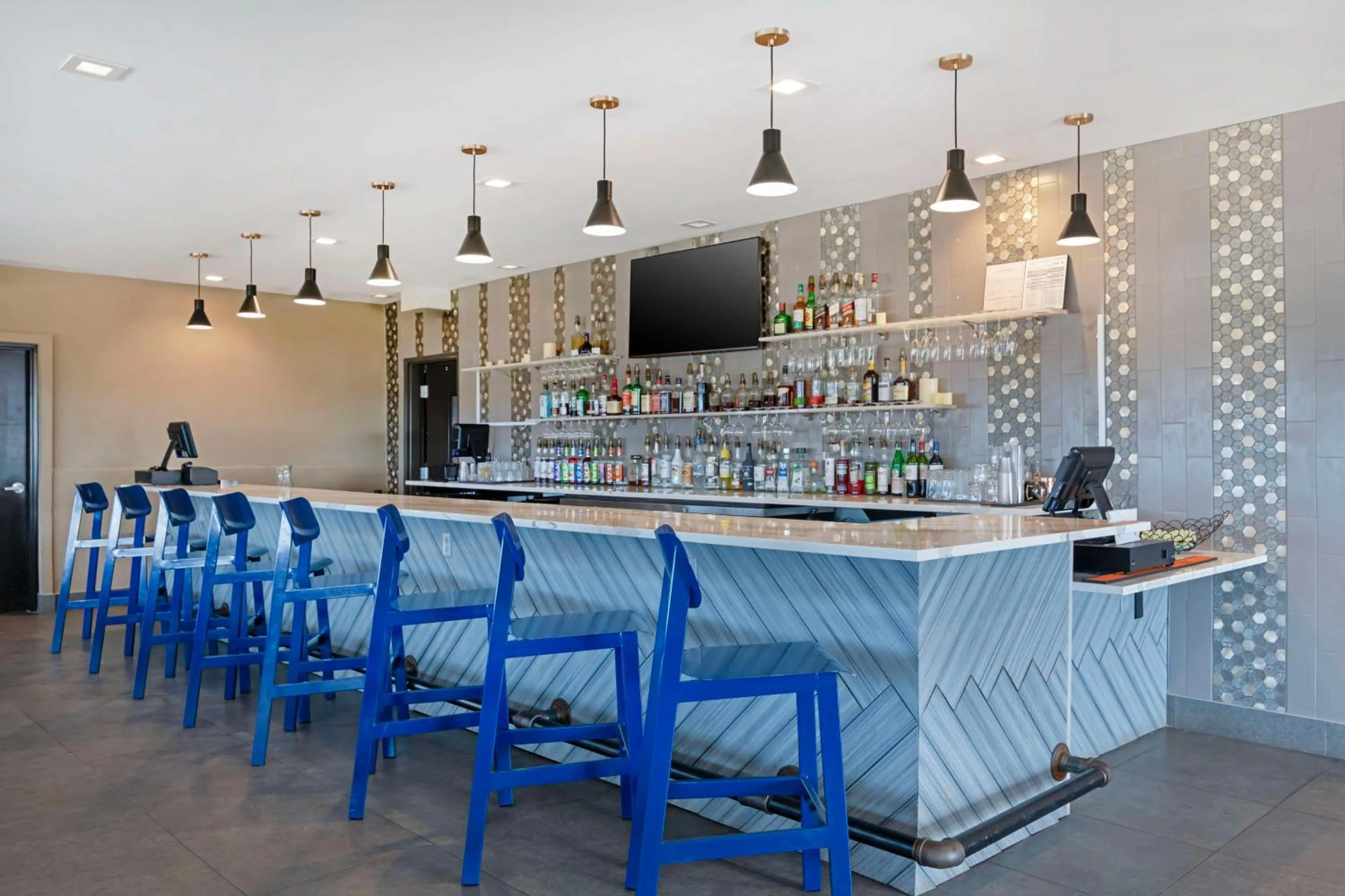 Restaurant/places to eat in Best Western Plus Executive Residency Rigby's Water World Hotel