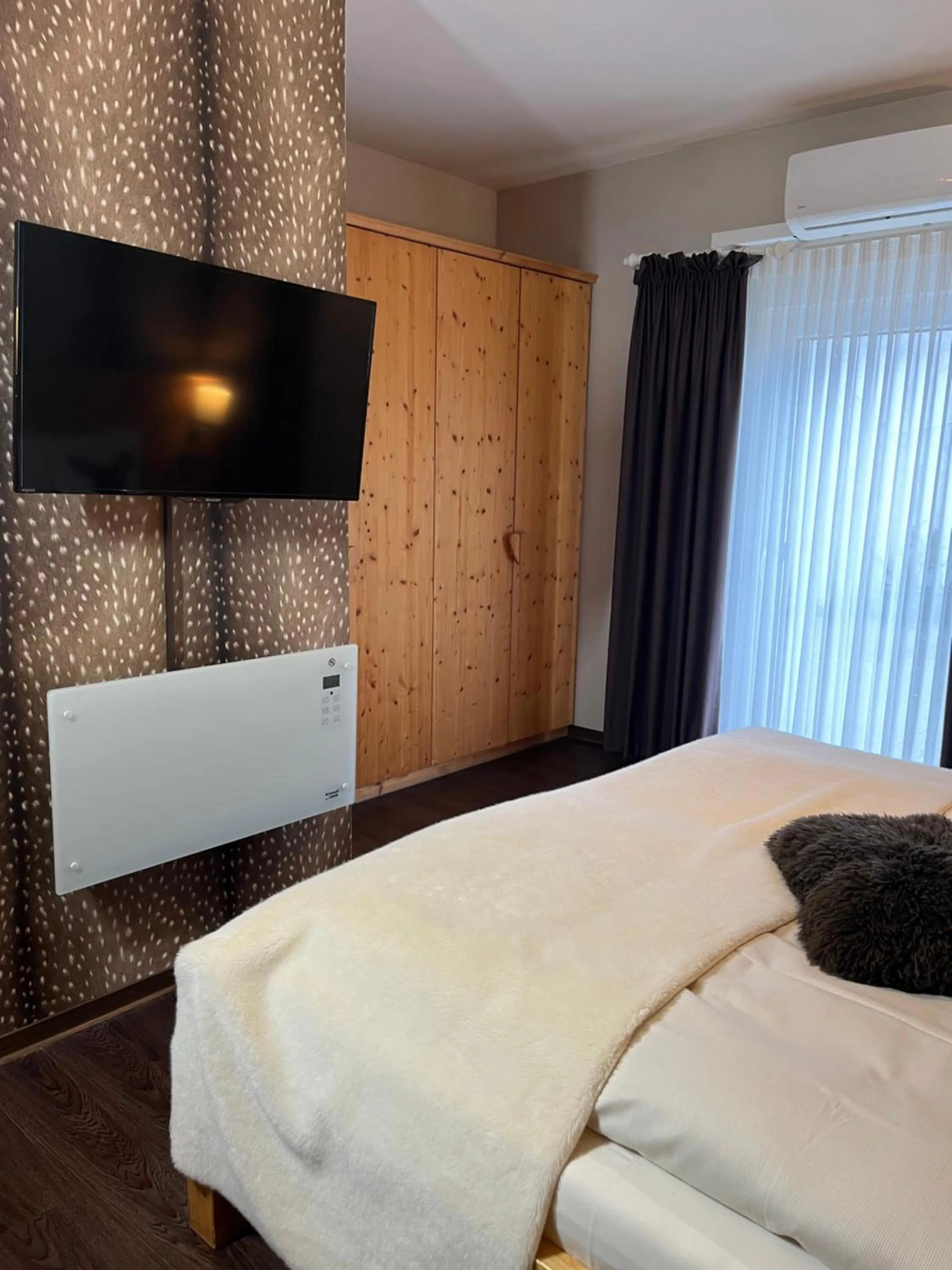 Property building, Bed in Sportalm Gipfelglück