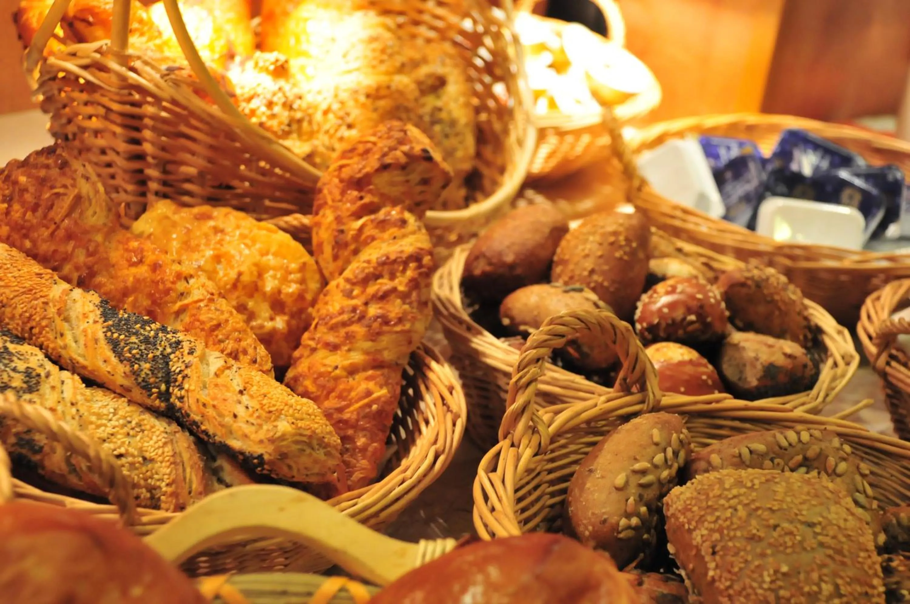 Buffet breakfast in AKZENT Hotel Stadt Schlüchtern ***S