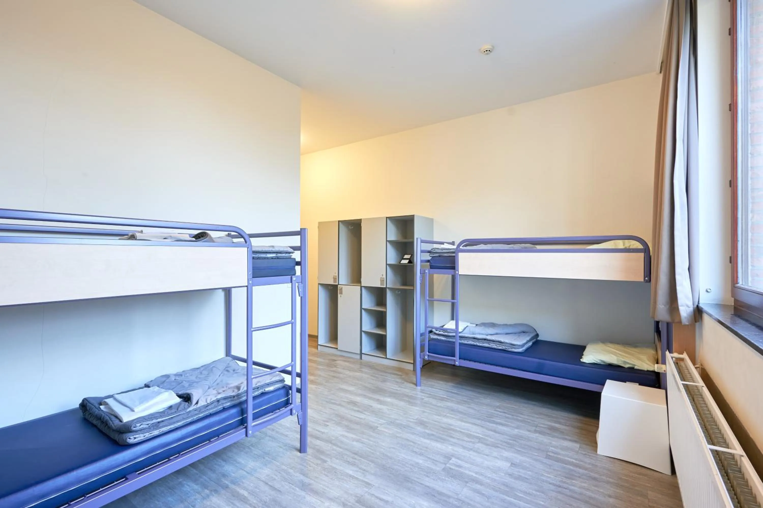 Bedroom, Bed in HI Brussels Generation Europe Hostel