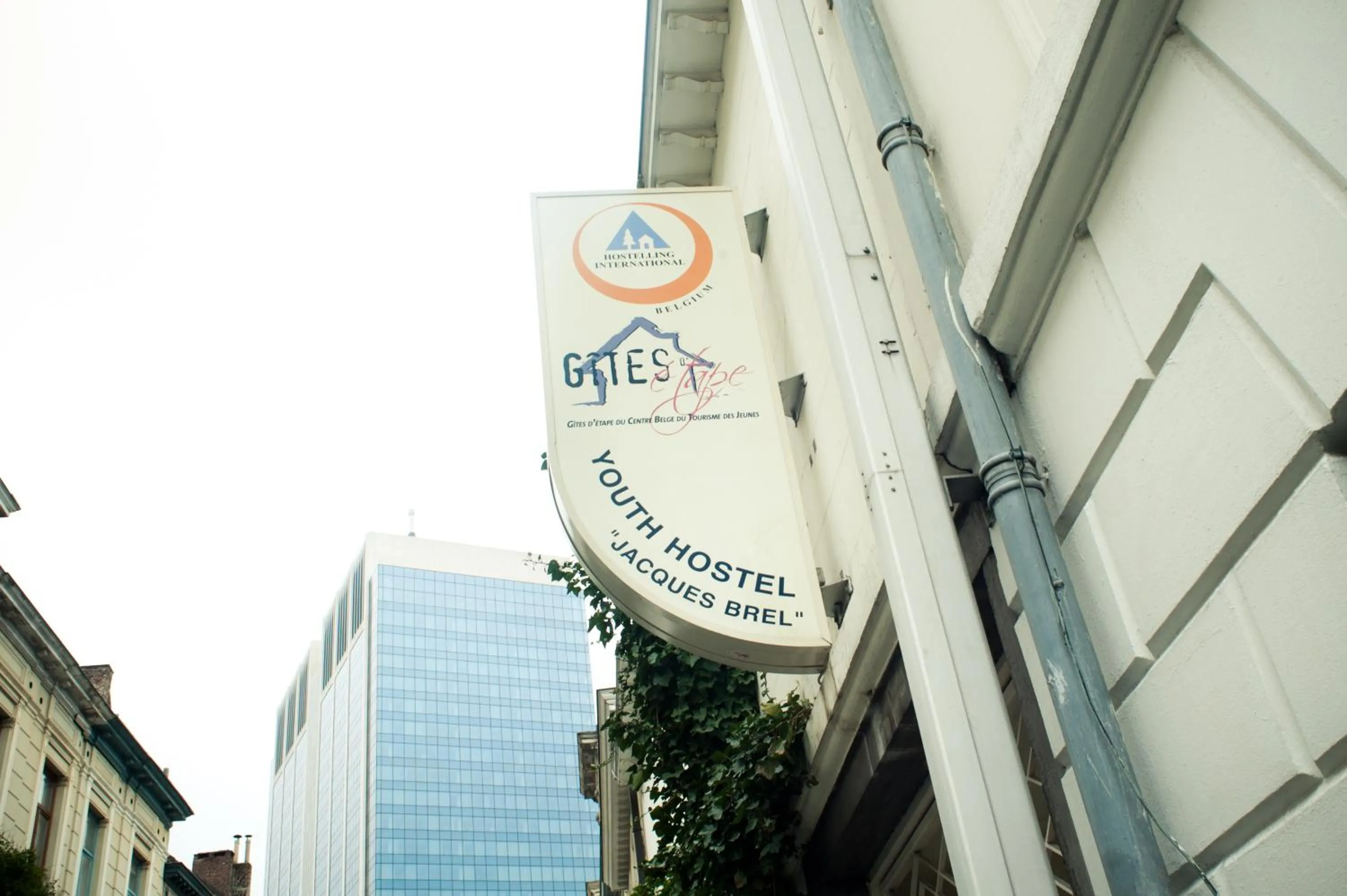 Facade/entrance in HI Brussels Jacques Brel Hostel