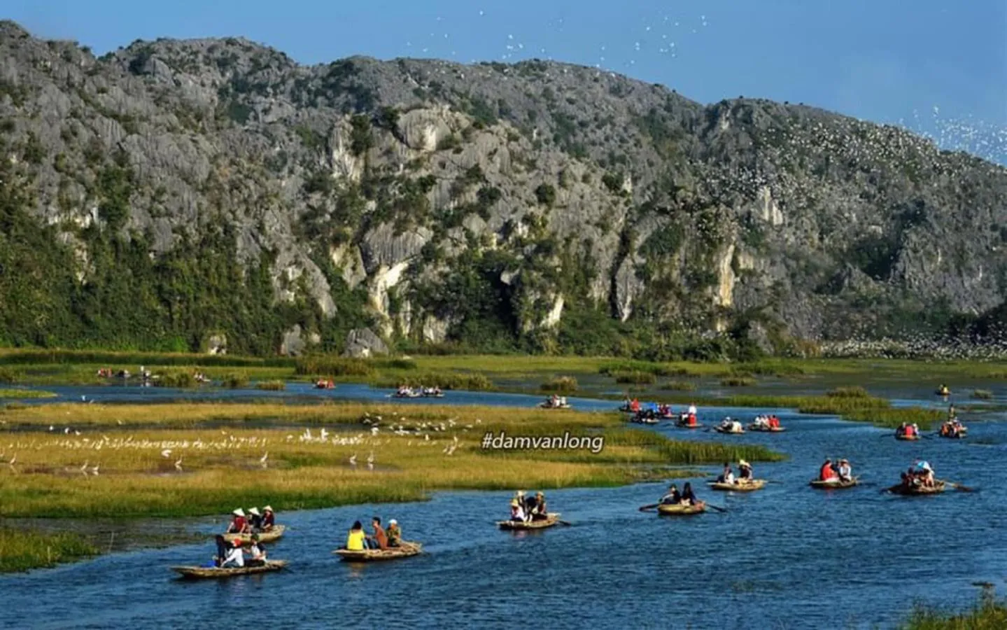 Nearby landmark in Trang An Freedom Hood