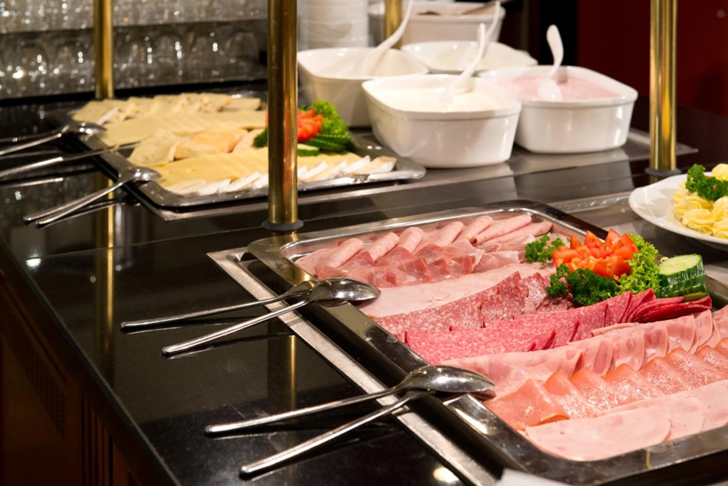 Buffet breakfast in martas Hotel Albrechtshof Berlin