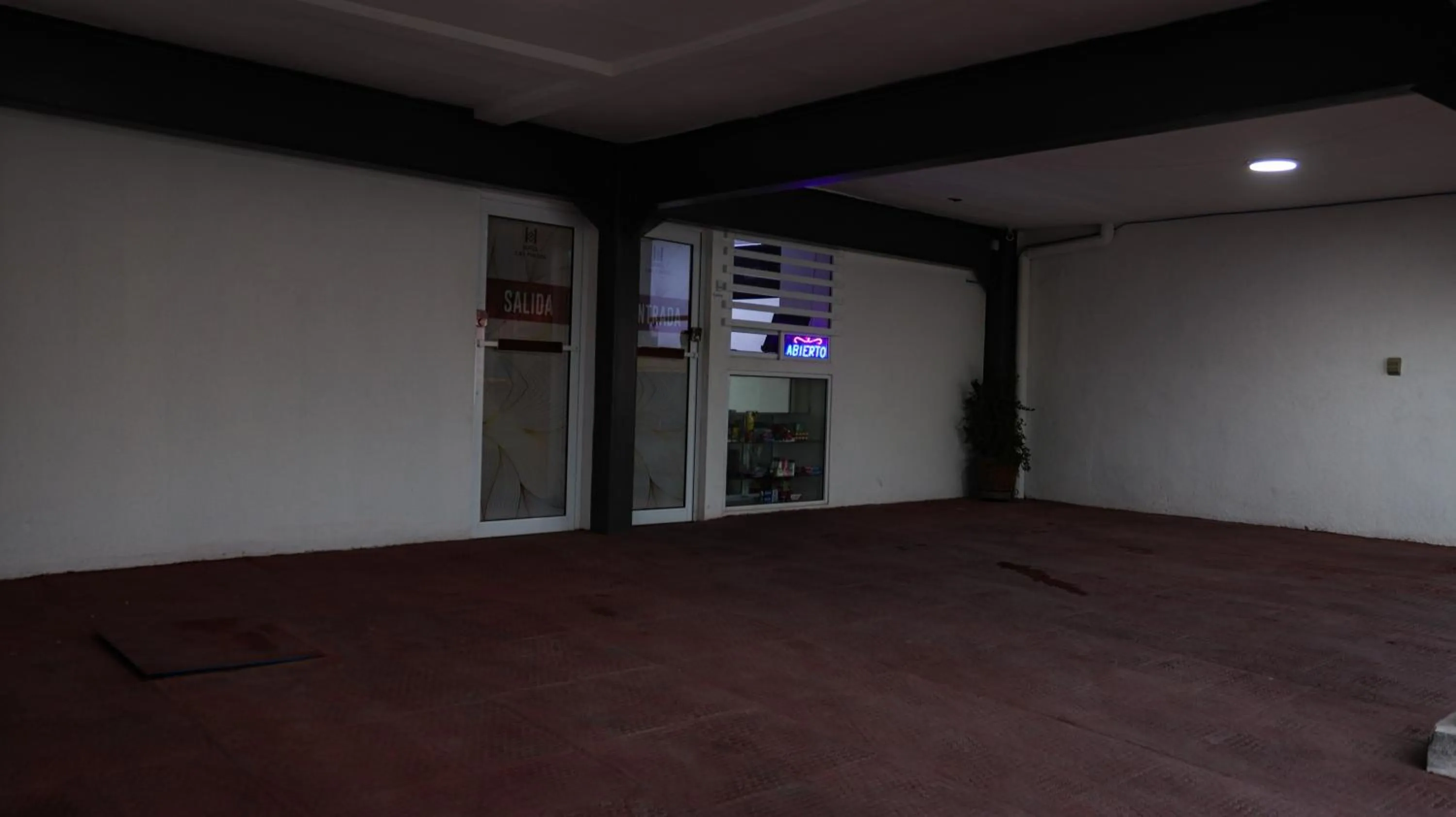 Parking in Hotel Las Torres