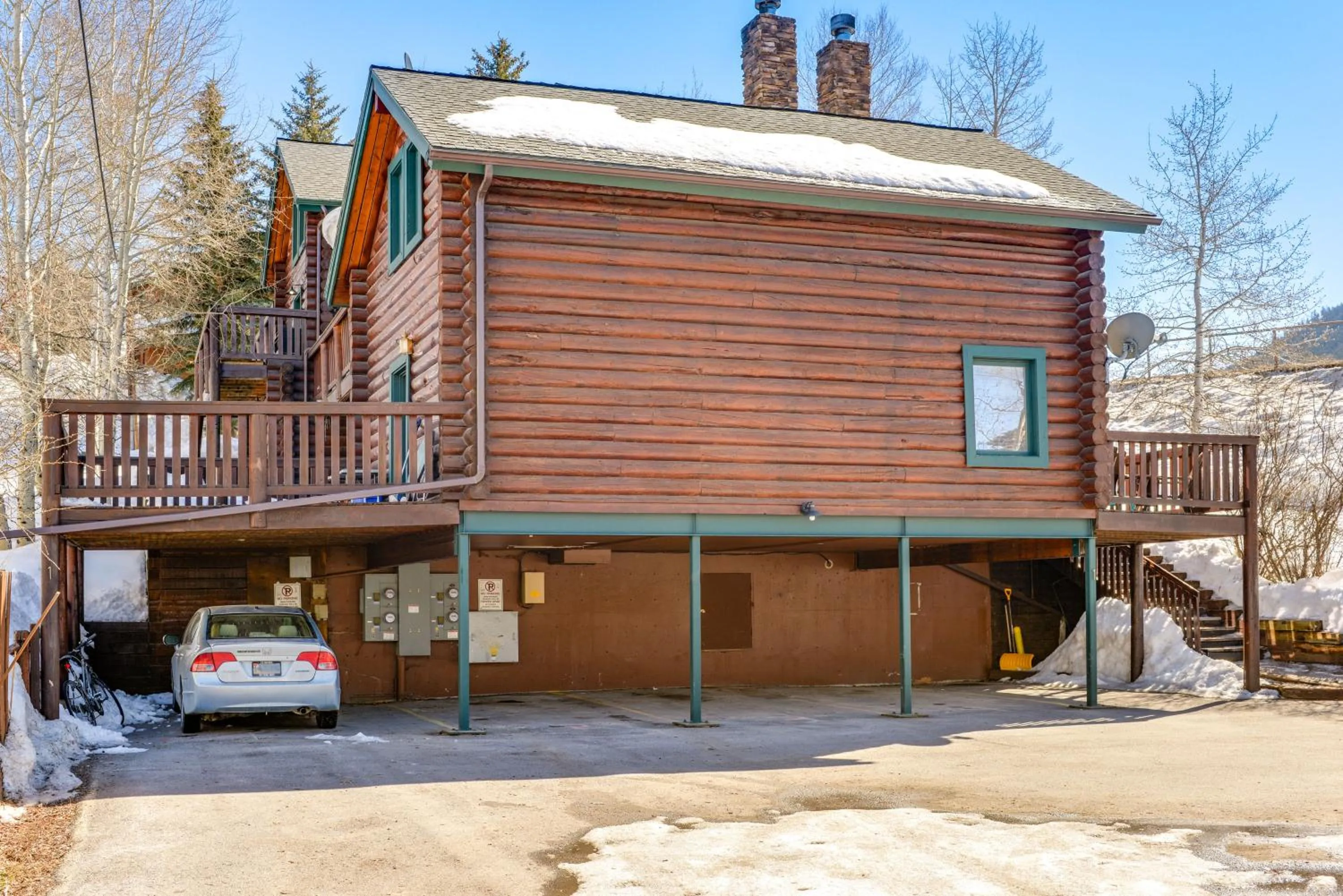 Cozy Mountain Condo Across From Snow King Ski Mtn!