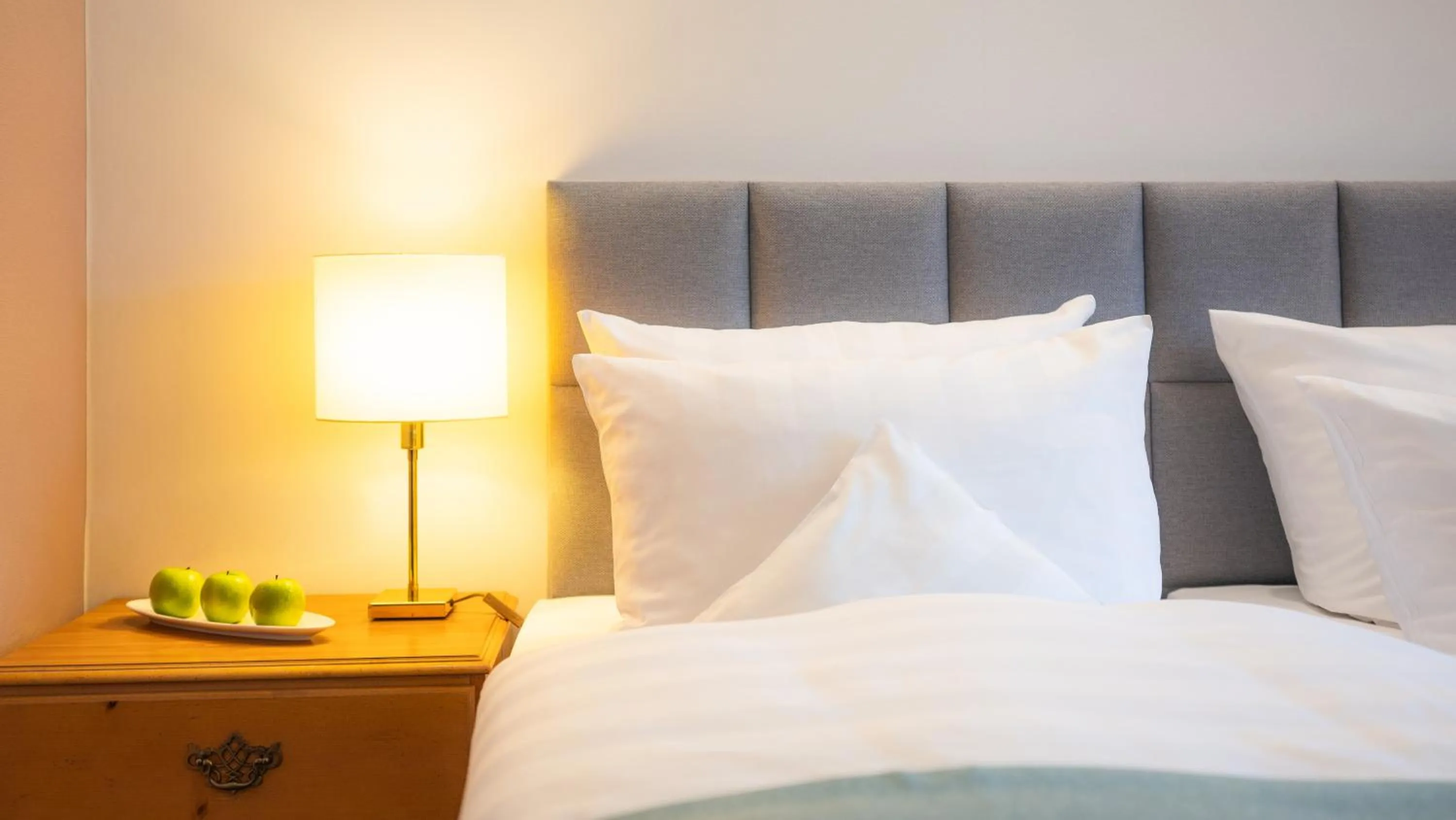 Photo of the whole room, Bed in Hotel zur Post - ein Rovell Hotel