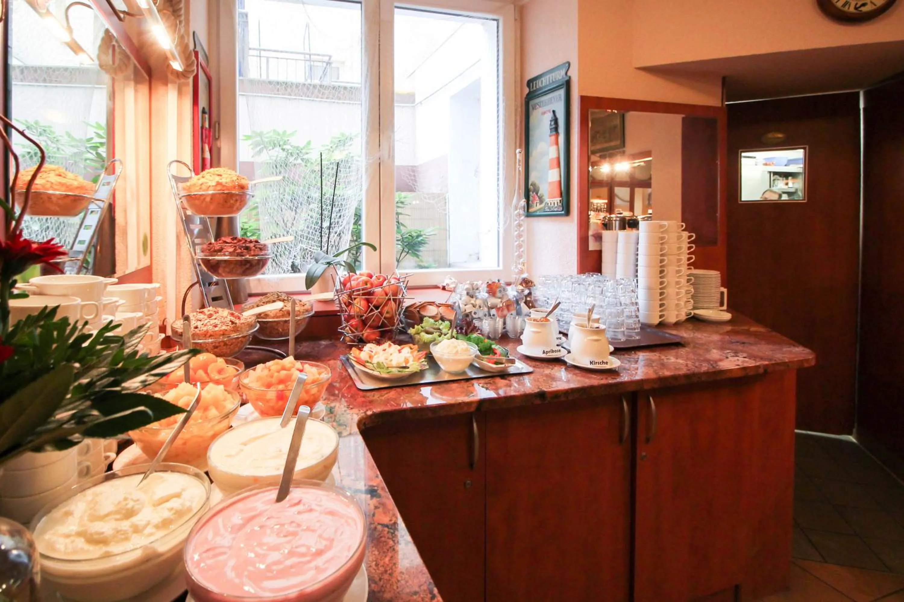 Breakfast in Hotel Atrium Charlottenburg