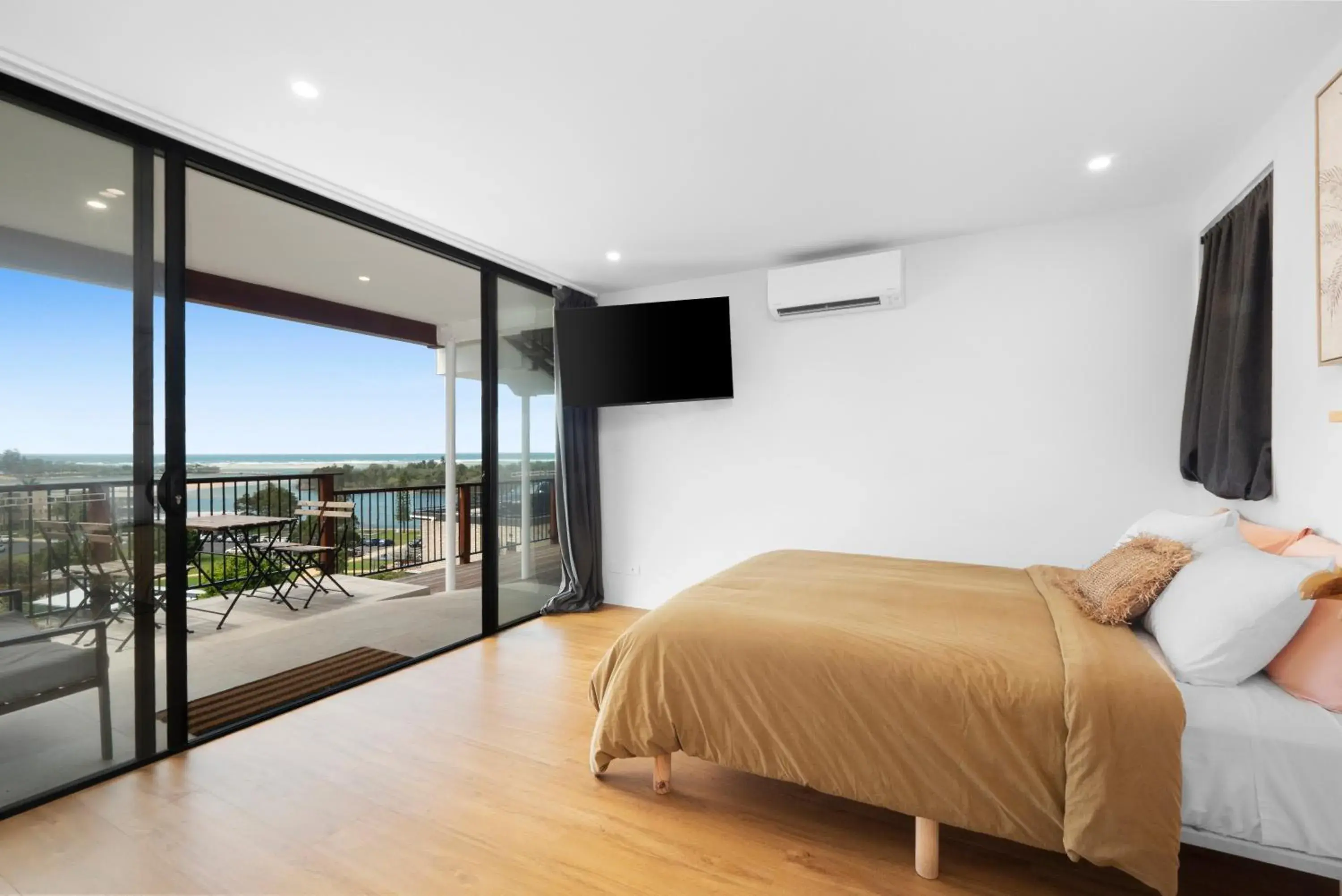 Family Room with 2 Queen Beds - Accessible - Sea view in The Beach Rooms Family Room with 2 Queen Beds - Accessible - Sea view in The Beach Rooms