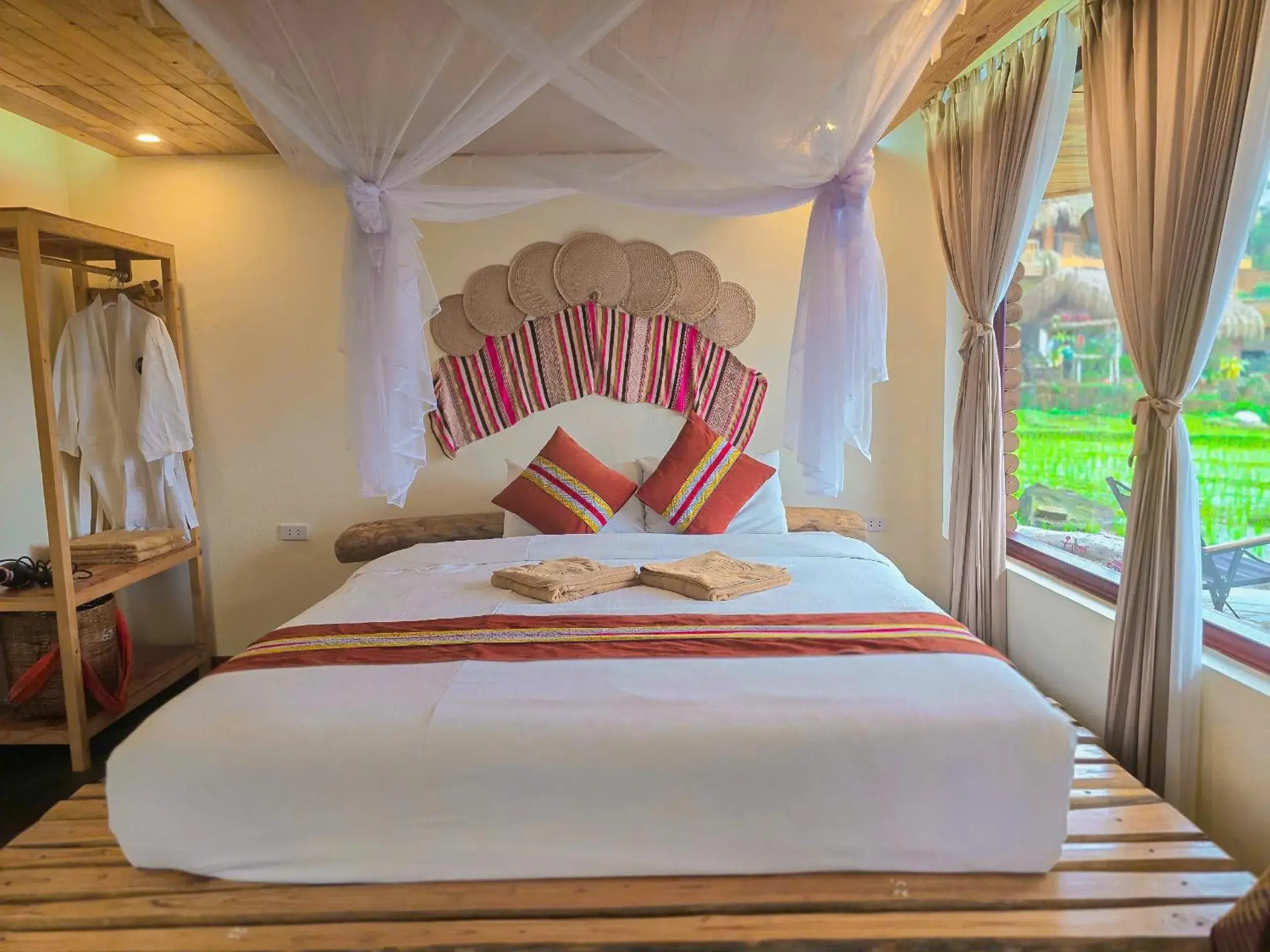 King Room with Rice Fields & Mountain View in Pu Luong Jungle Lodge King Room with Rice Fields & Mountain View in Pu Luong Jungle Lodge