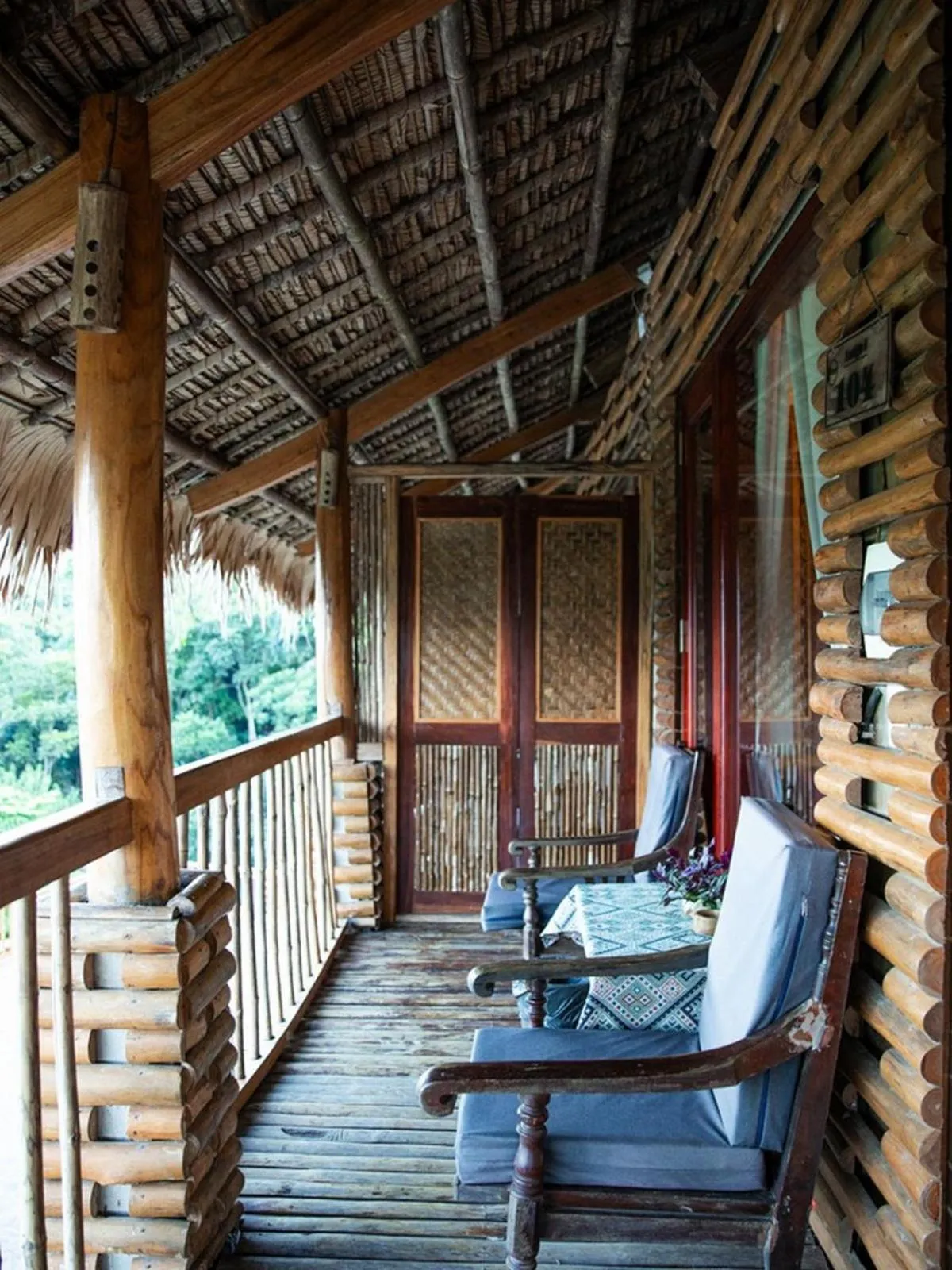 Balcony/Terrace in Pu Luong Jungle Lodge