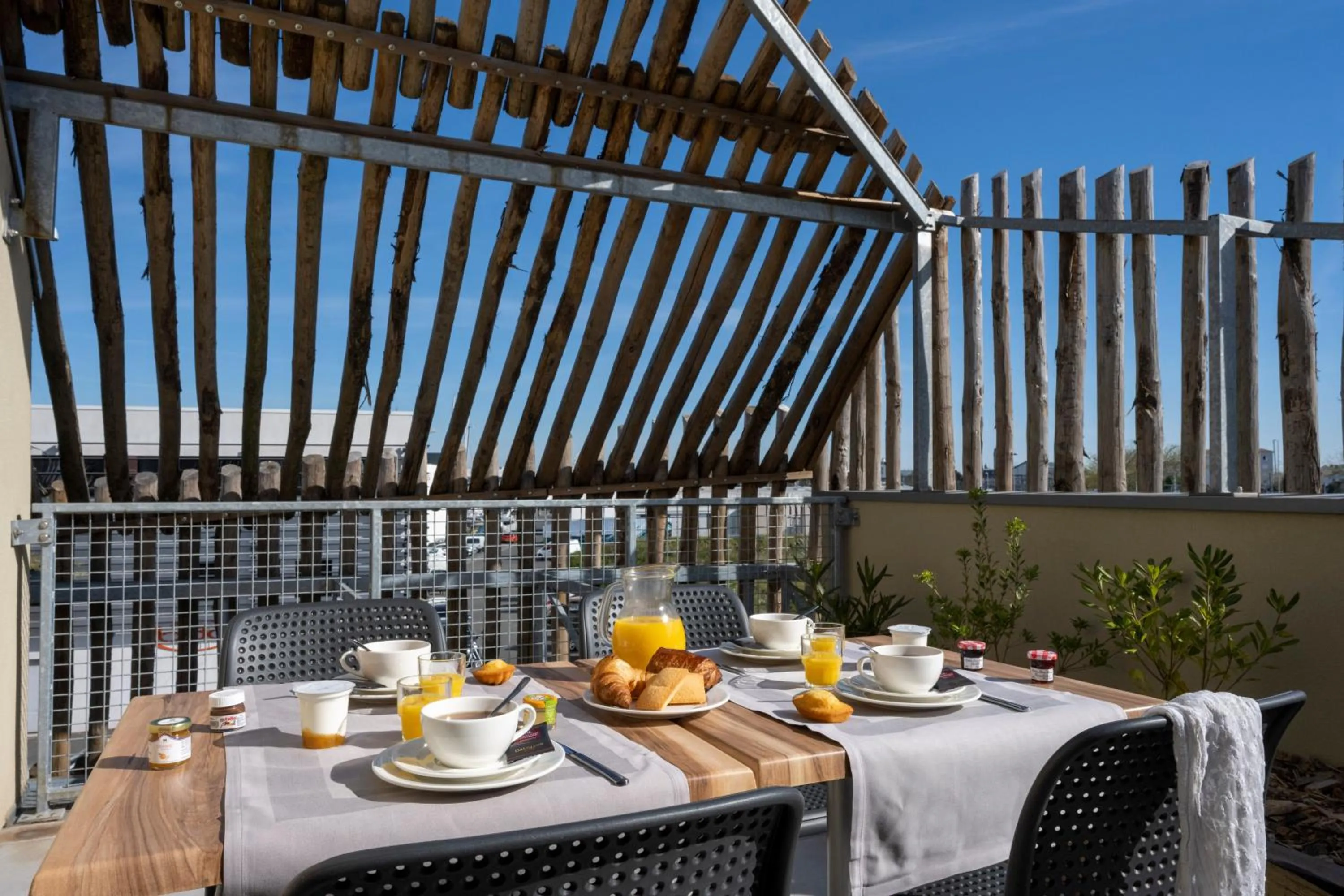 Patio in ATHOME RESIDENCE ET SPA