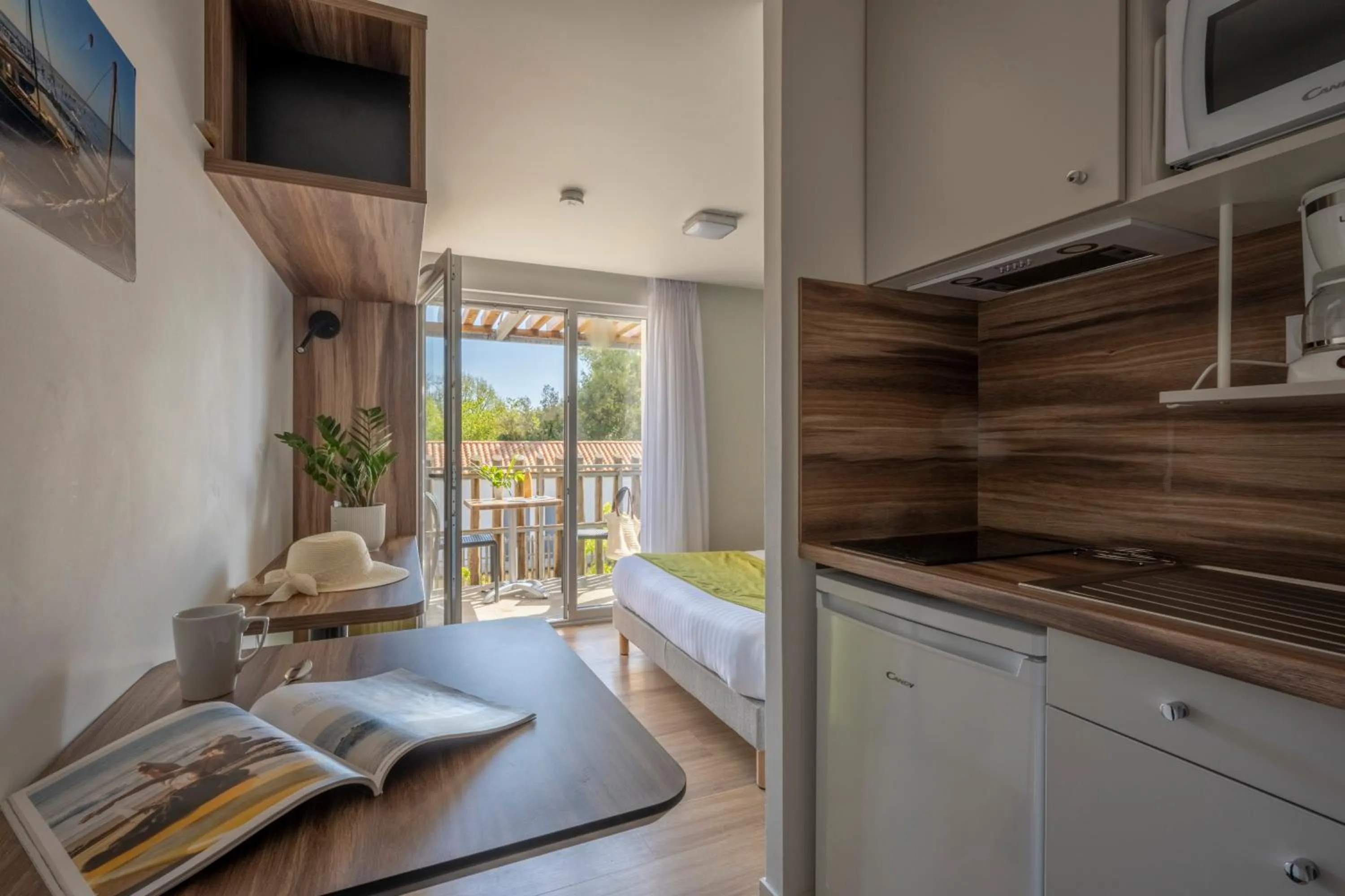 Kitchen or kitchenette in ATHOME RESIDENCE ET SPA