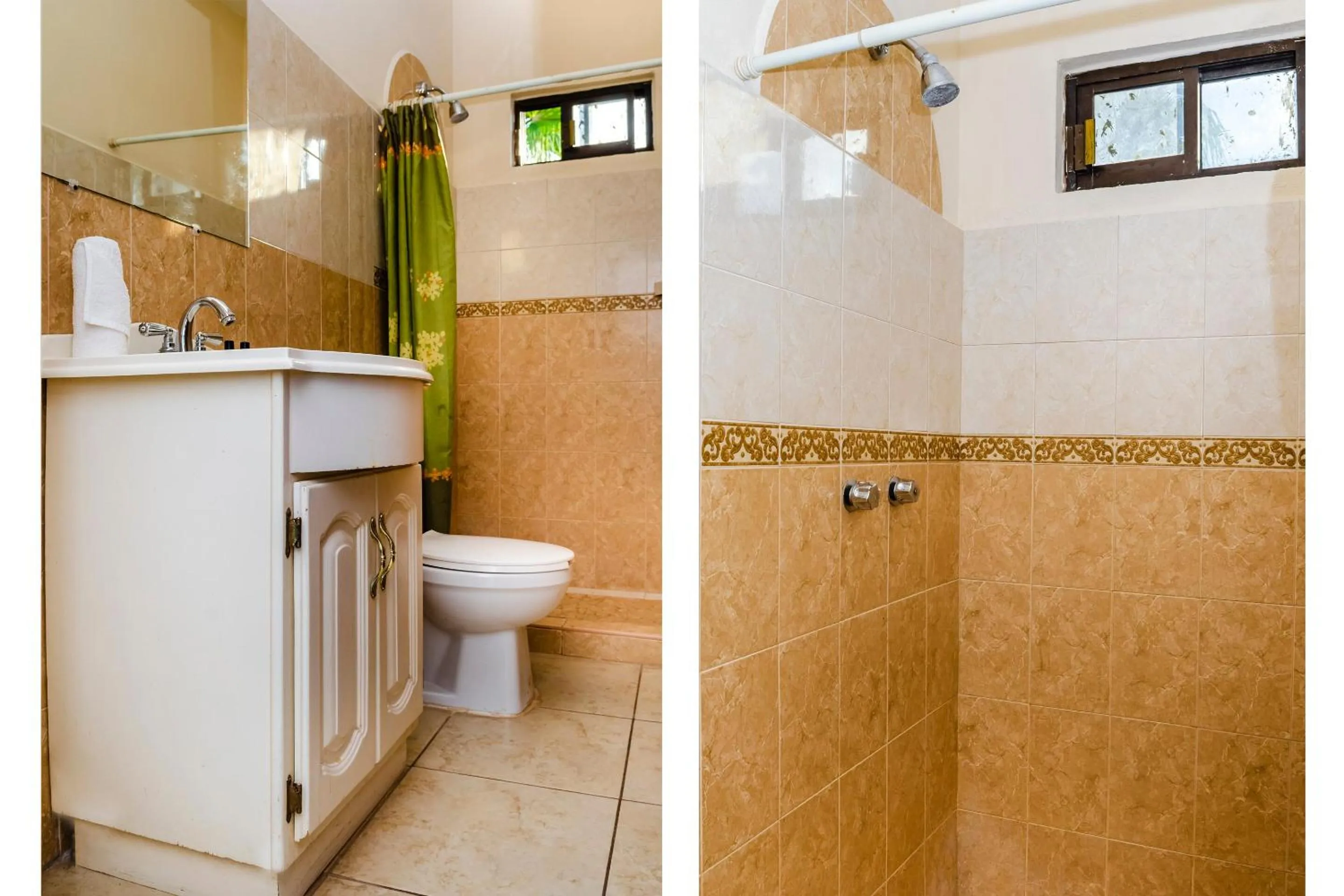 Bathroom in OYO Hotel Miramar, Loreto