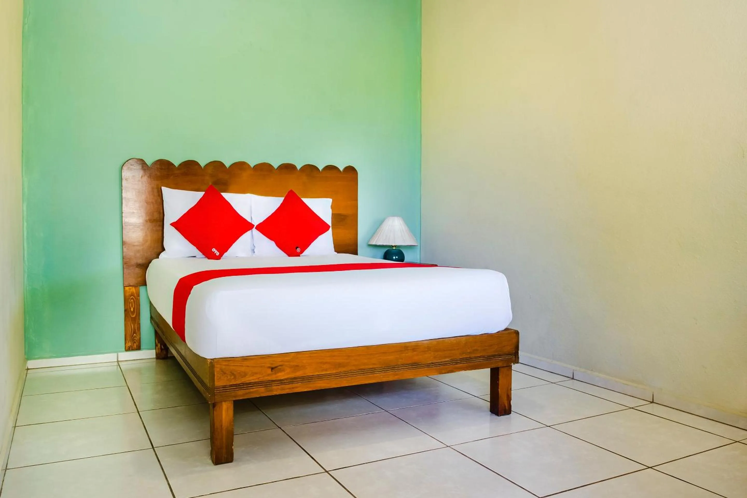 Bedroom in OYO Hotel Miramar, Loreto