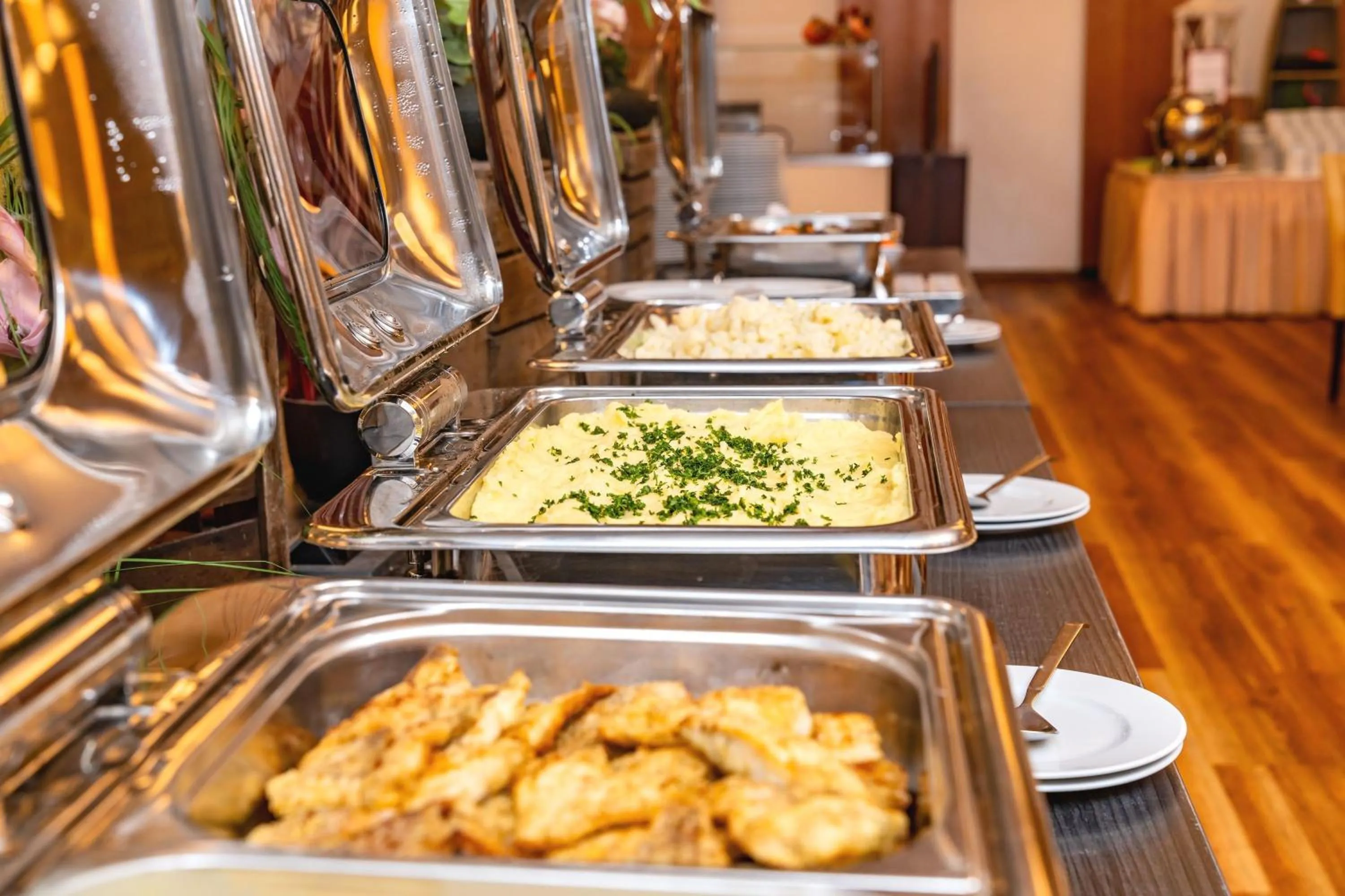 Restaurant/places to eat in AHORN Seehotel Templin