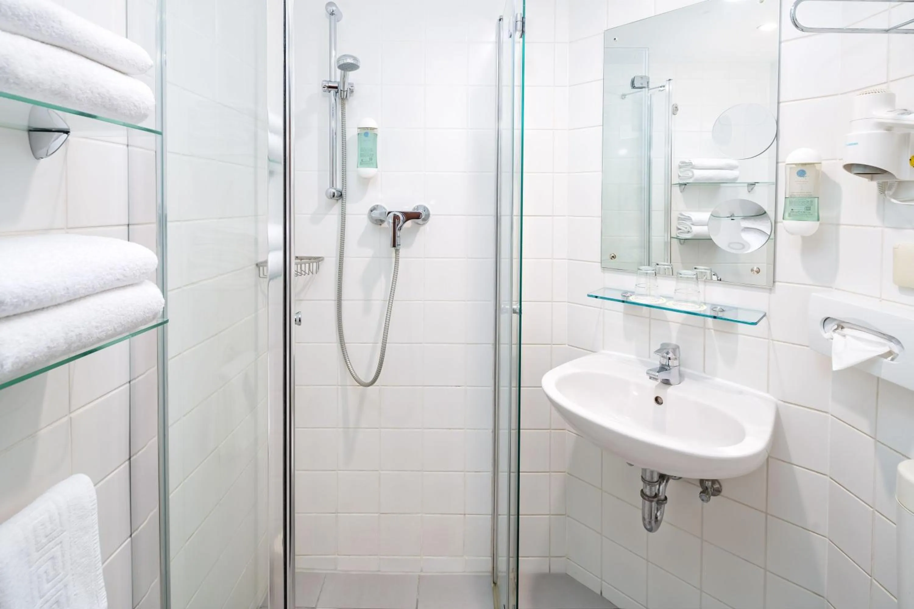 Shower in AHORN Seehotel Templin