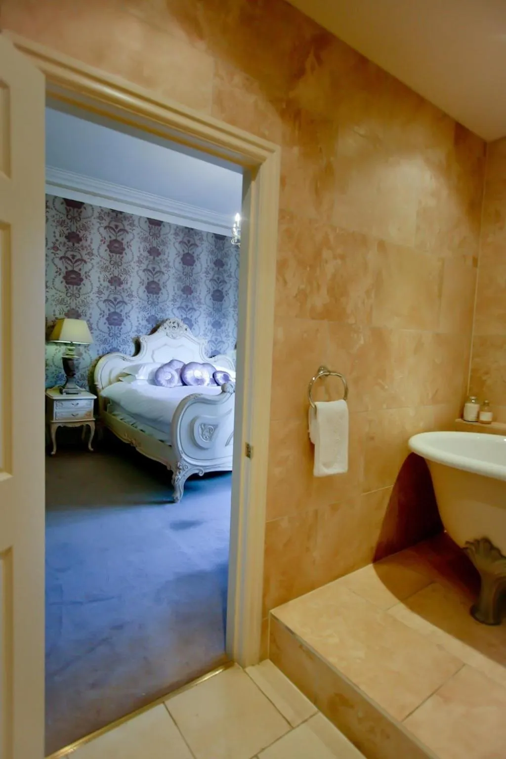 Bath, Bed in Mitton Hall Hotel
