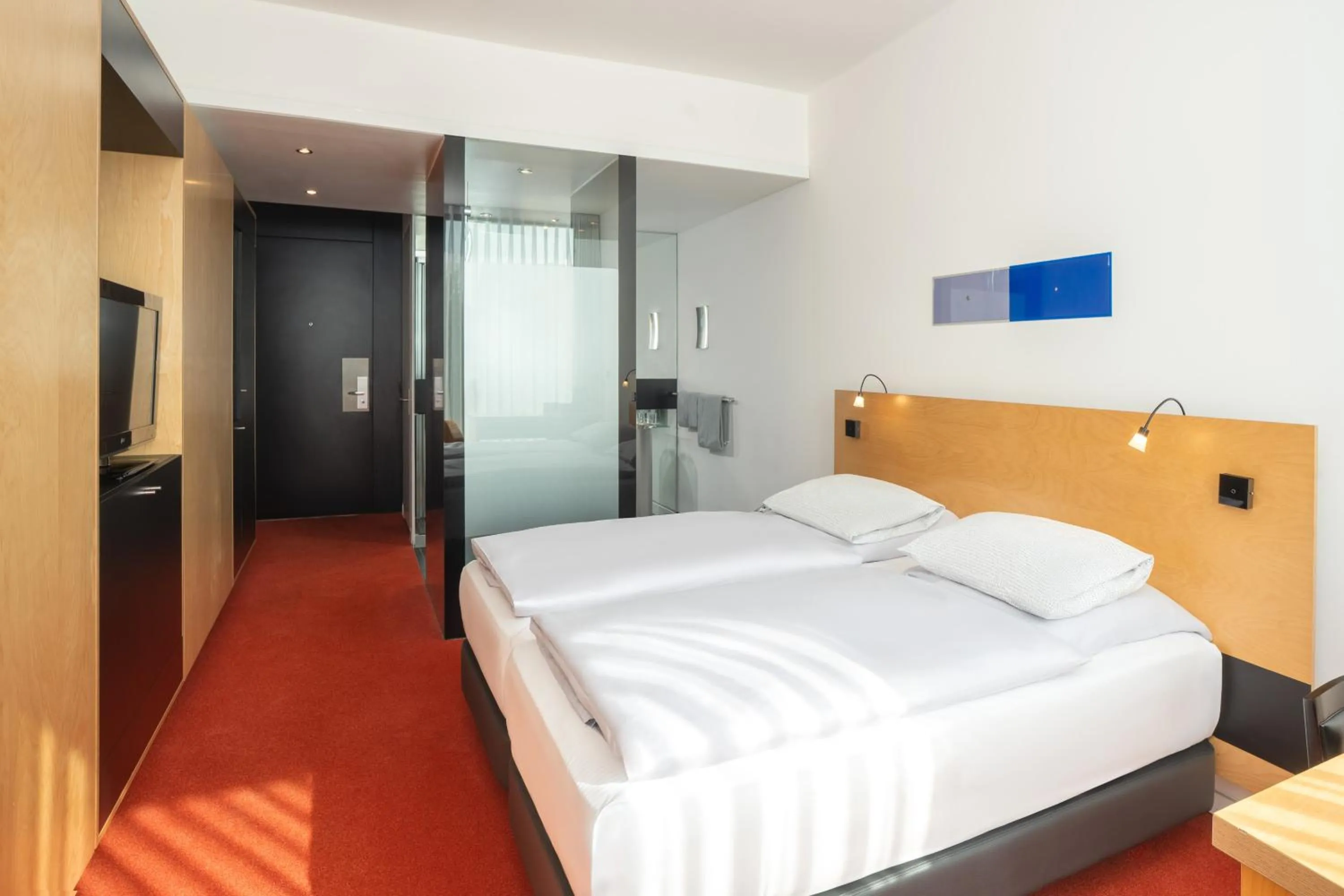 Bed in INNSiDE by Meliá Düsseldorf Seestern