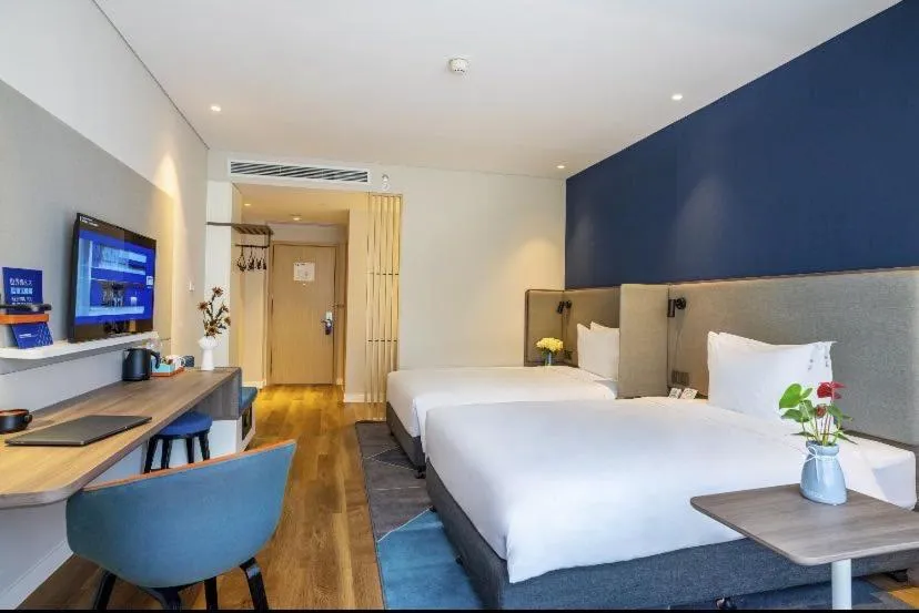 Standard Twin Room in Holiday Inn Express Urumqi Station by IHG
