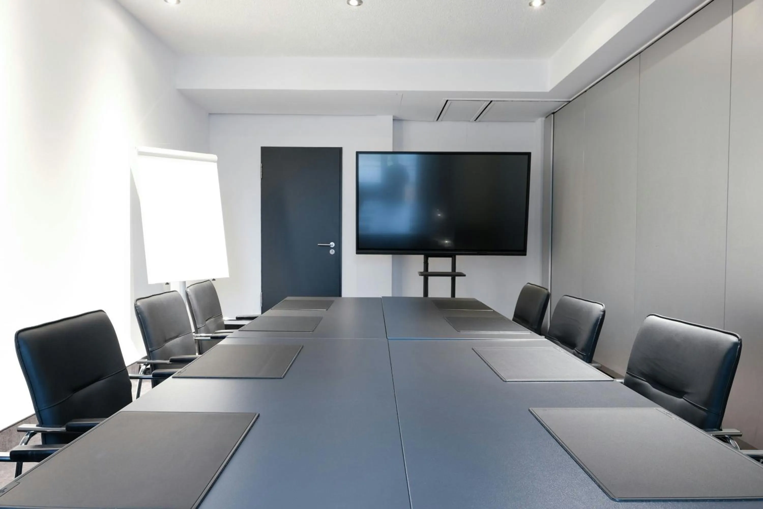 Meeting/conference room in Four Points Flex by Sheraton Ratingen Düsseldorf Airport