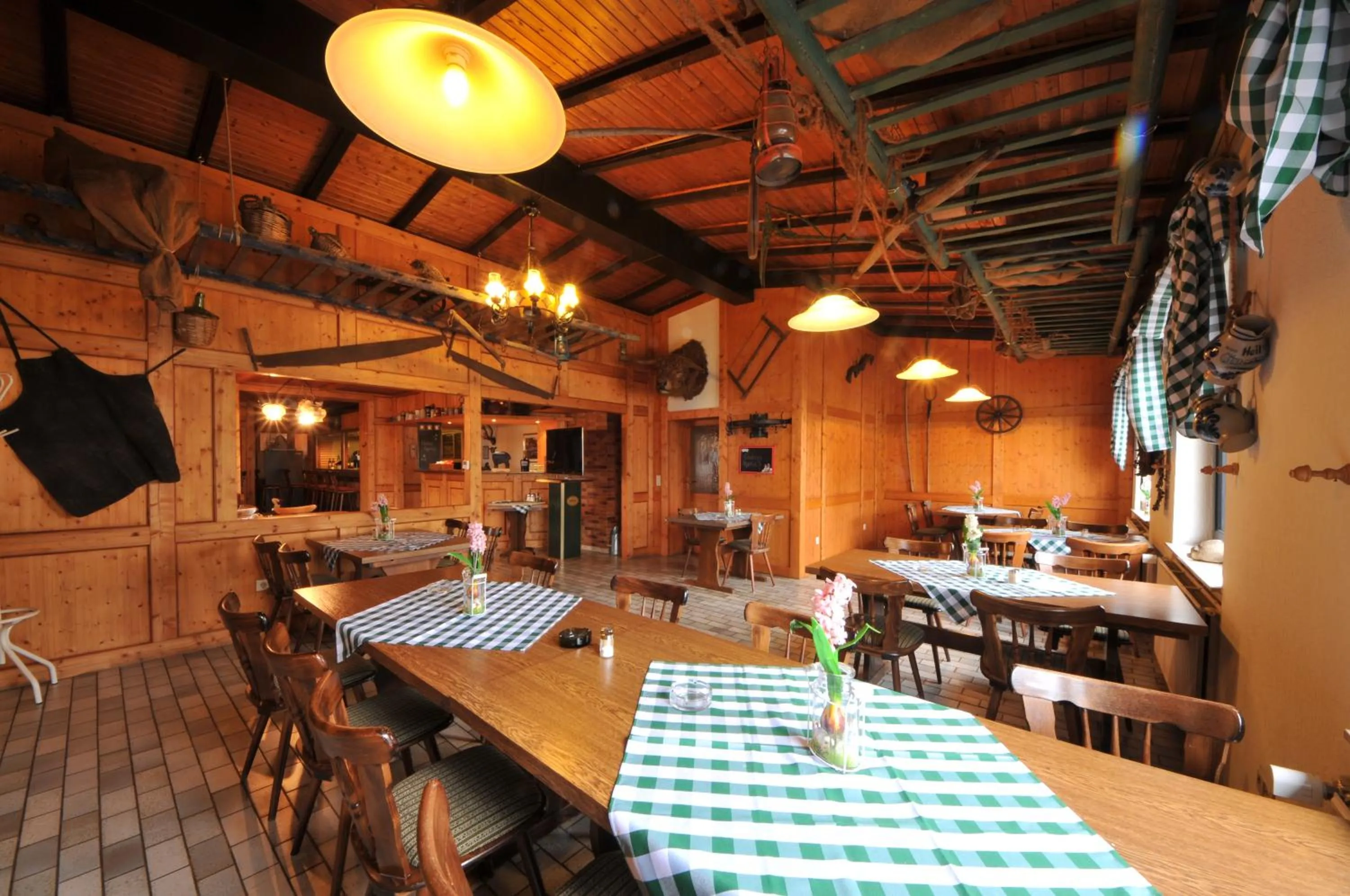 Restaurant/places to eat in Landhaus Schaaf