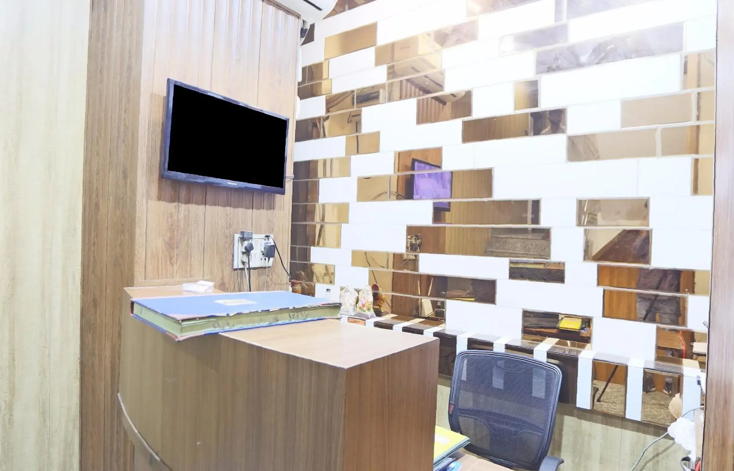 Hotel O New Raj Kamal Hotel O New Raj Kamal