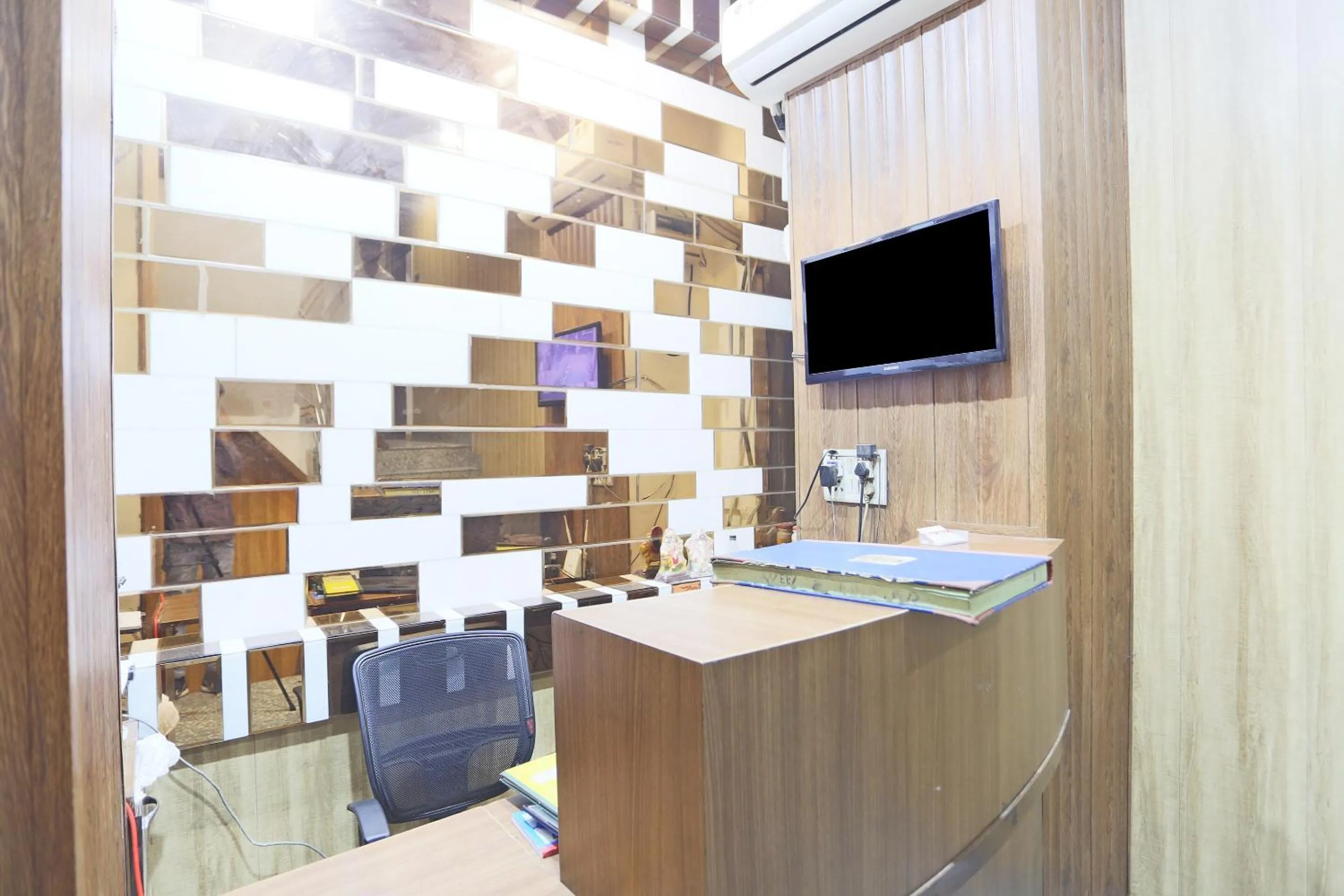 Lobby or reception in Hotel O New Raj Kamal