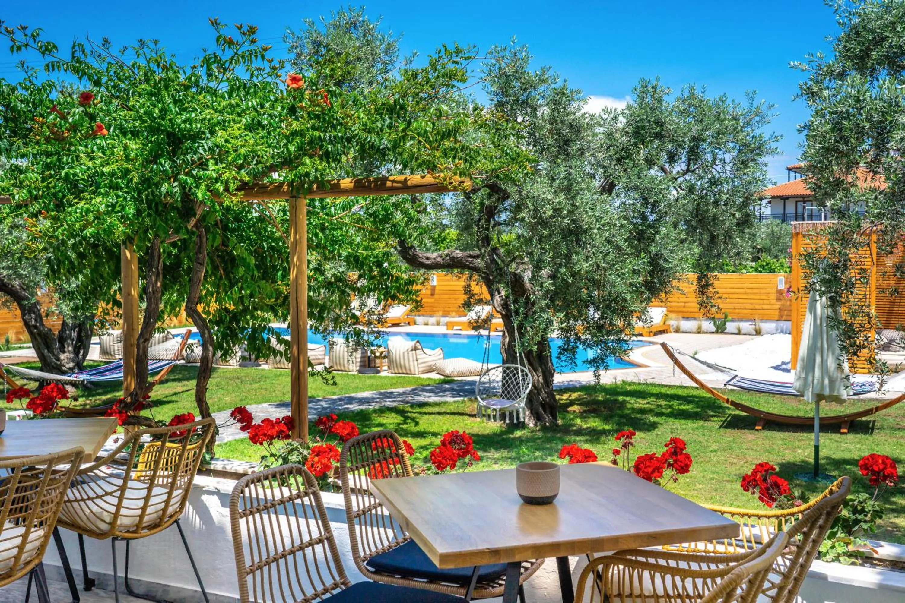 Patio in Nefeli Fresh Hotel by Del Mare