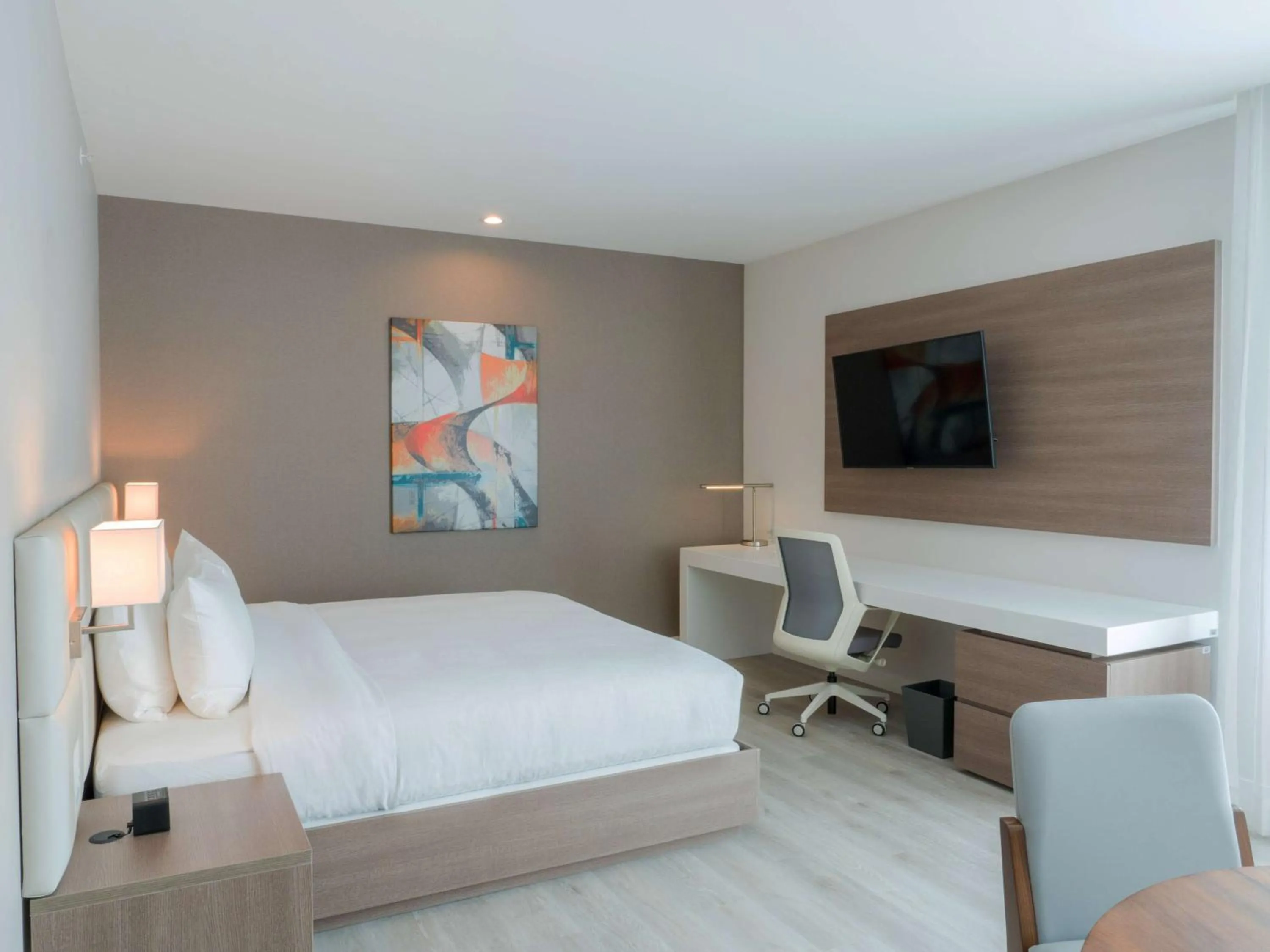 Bed in Hilton Garden Inn Santa Ana, San Jose