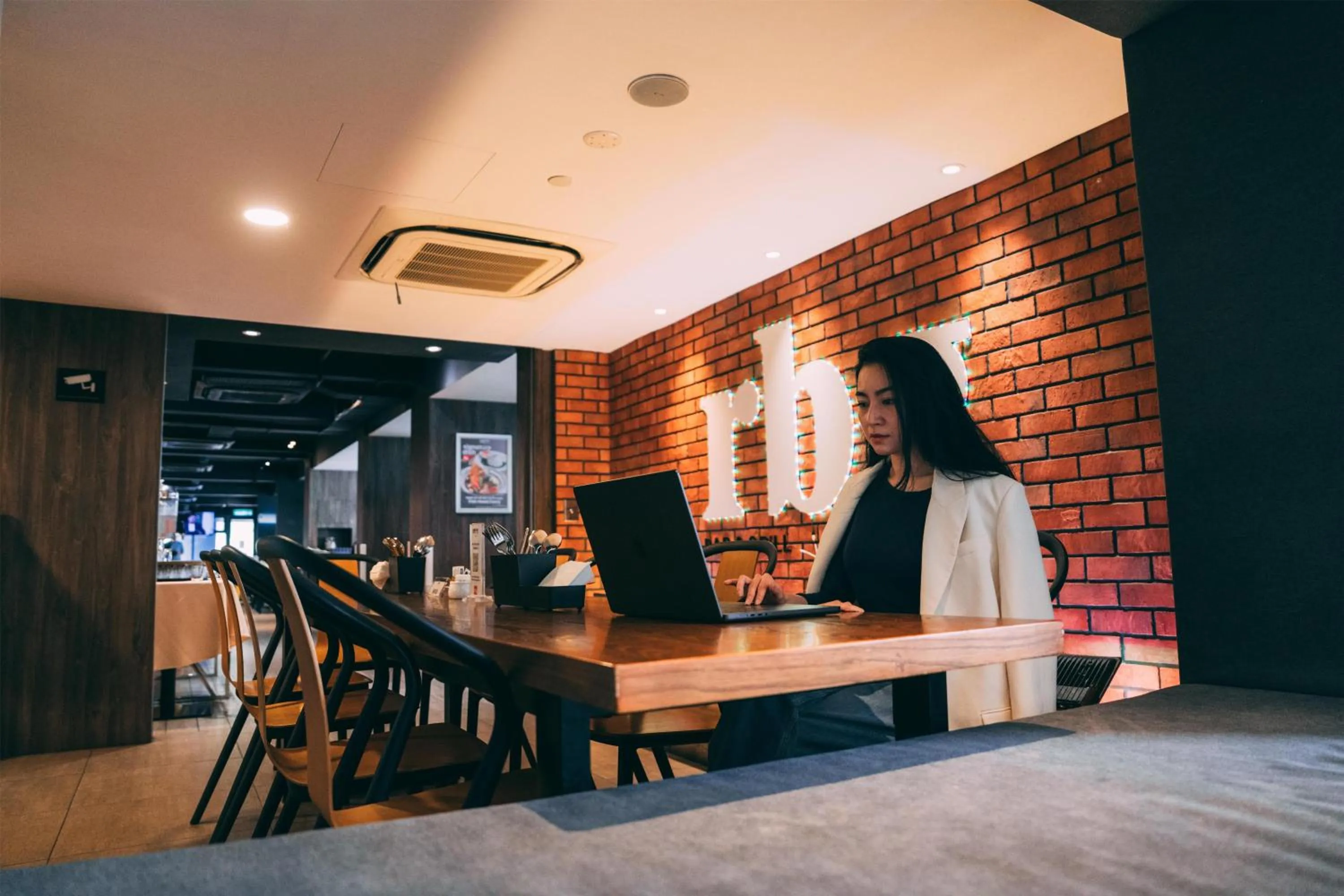 Restaurant/places to eat in Park Inn by Radisson Putrajaya