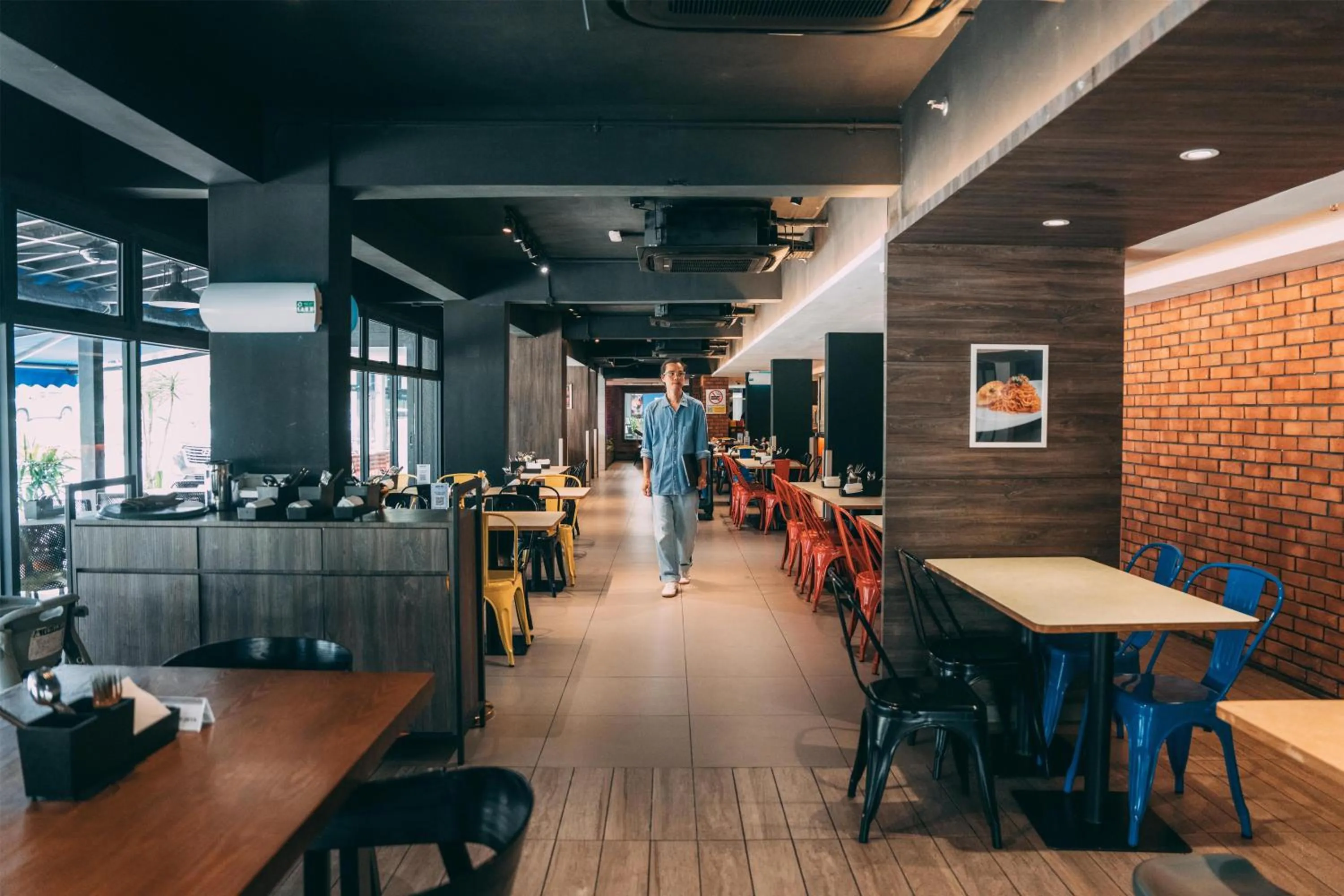 Restaurant/places to eat in Park Inn by Radisson Putrajaya