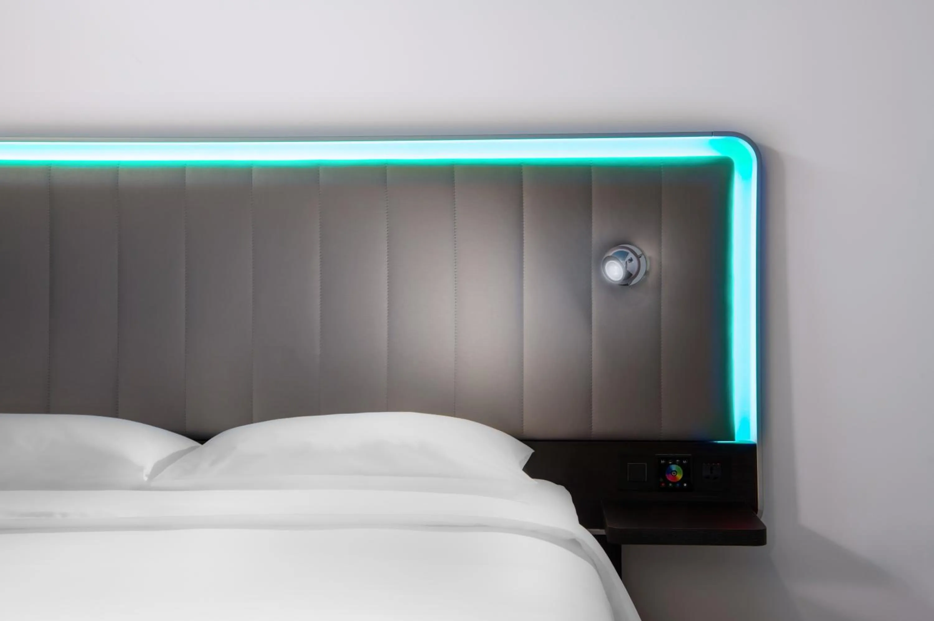 Bed in Park Inn by Radisson, Riyadh