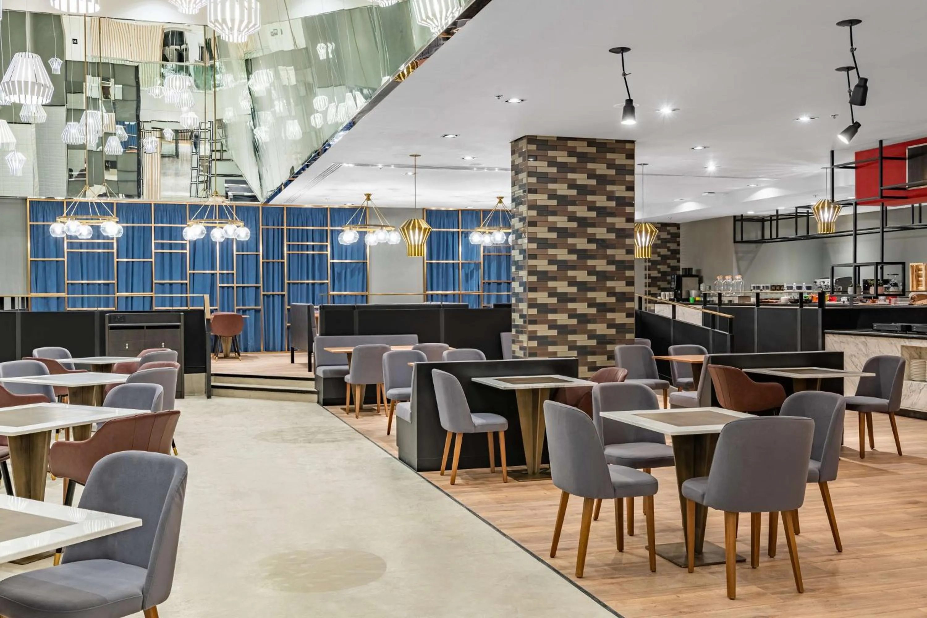 Restaurant/places to eat in Park Inn by Radisson, Riyadh