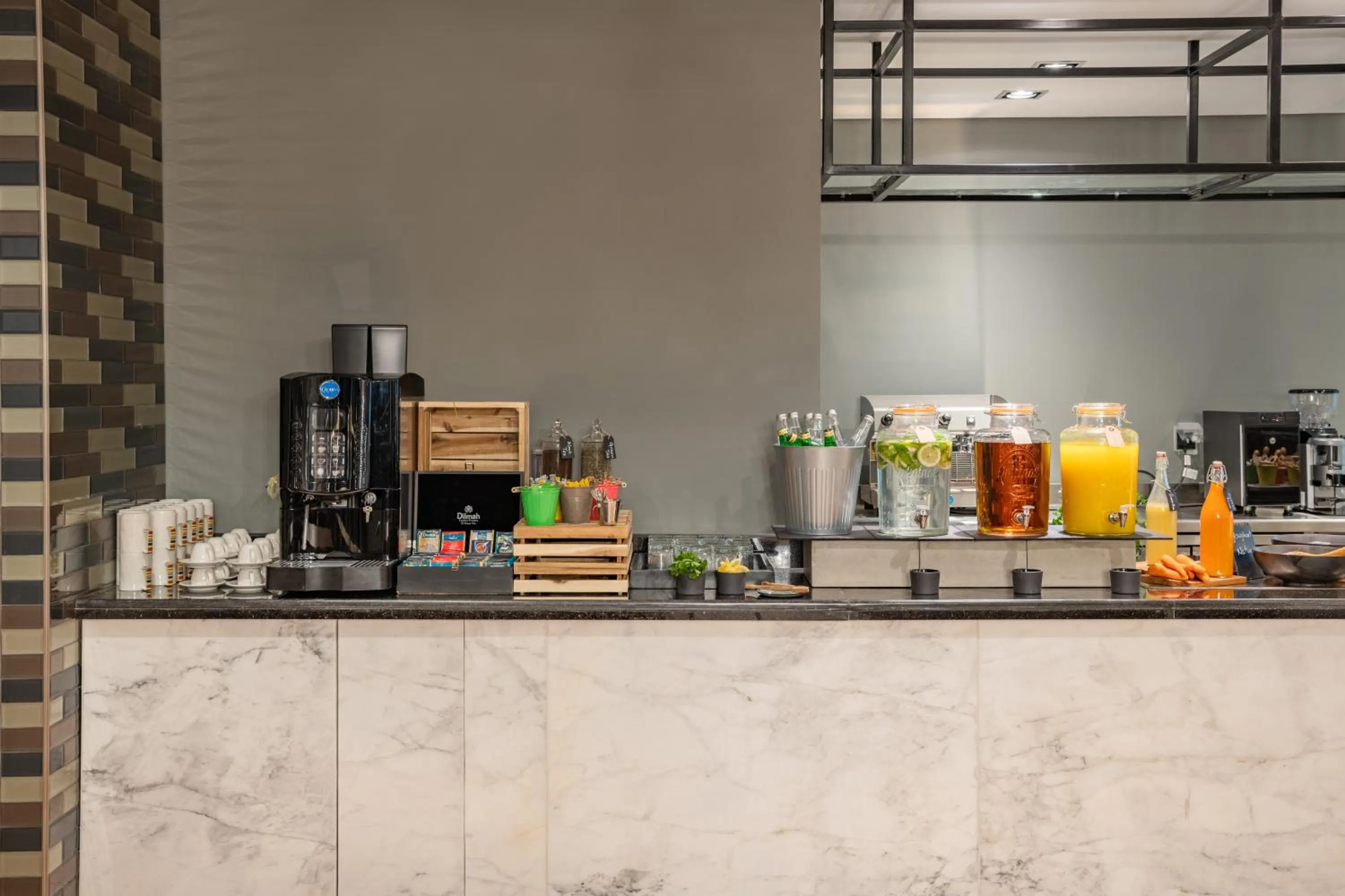 Food and drinks in Park Inn by Radisson, Riyadh