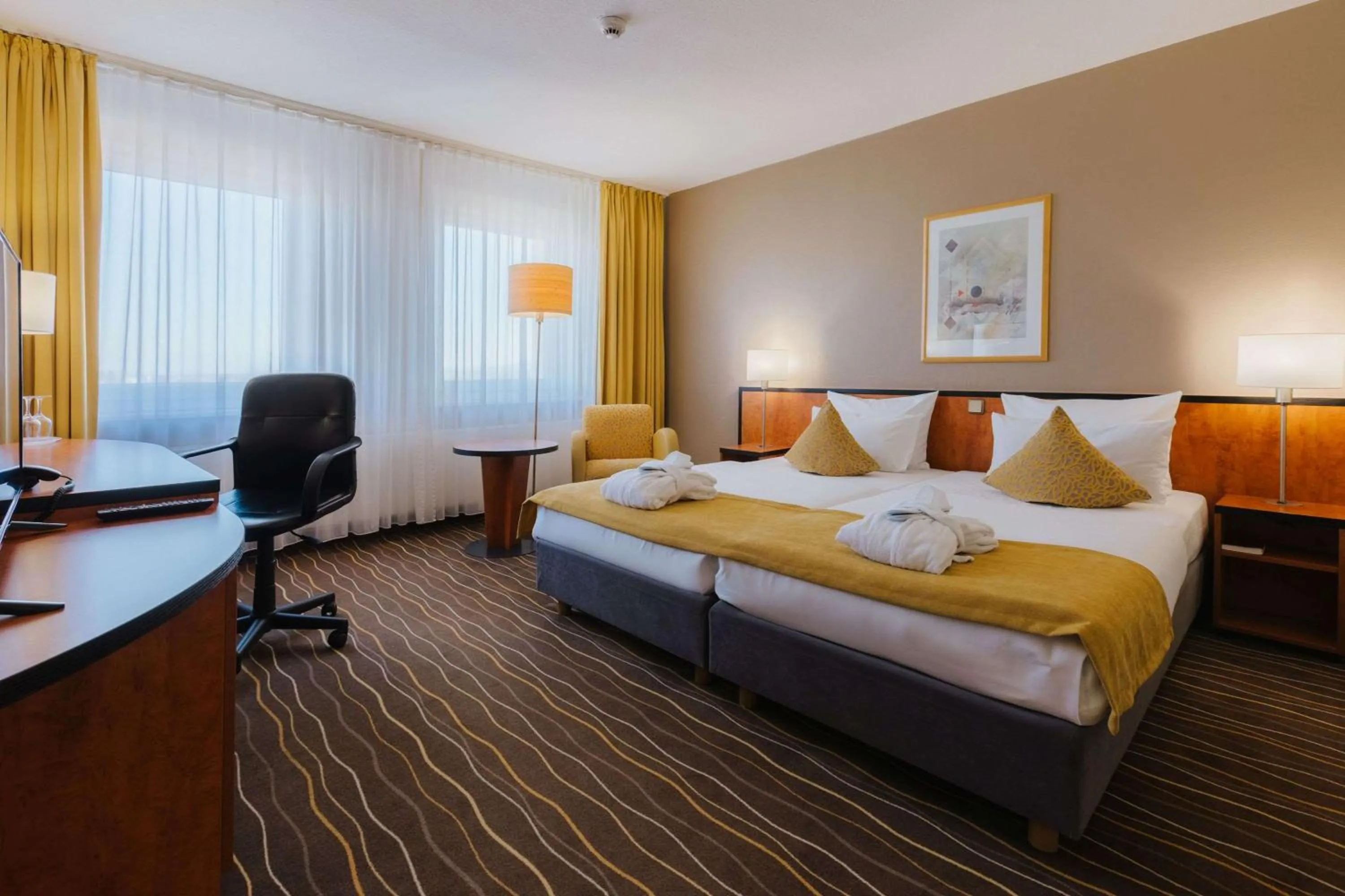 Photo of the whole room, Bed in Best Western Plus Hotel Bautzen