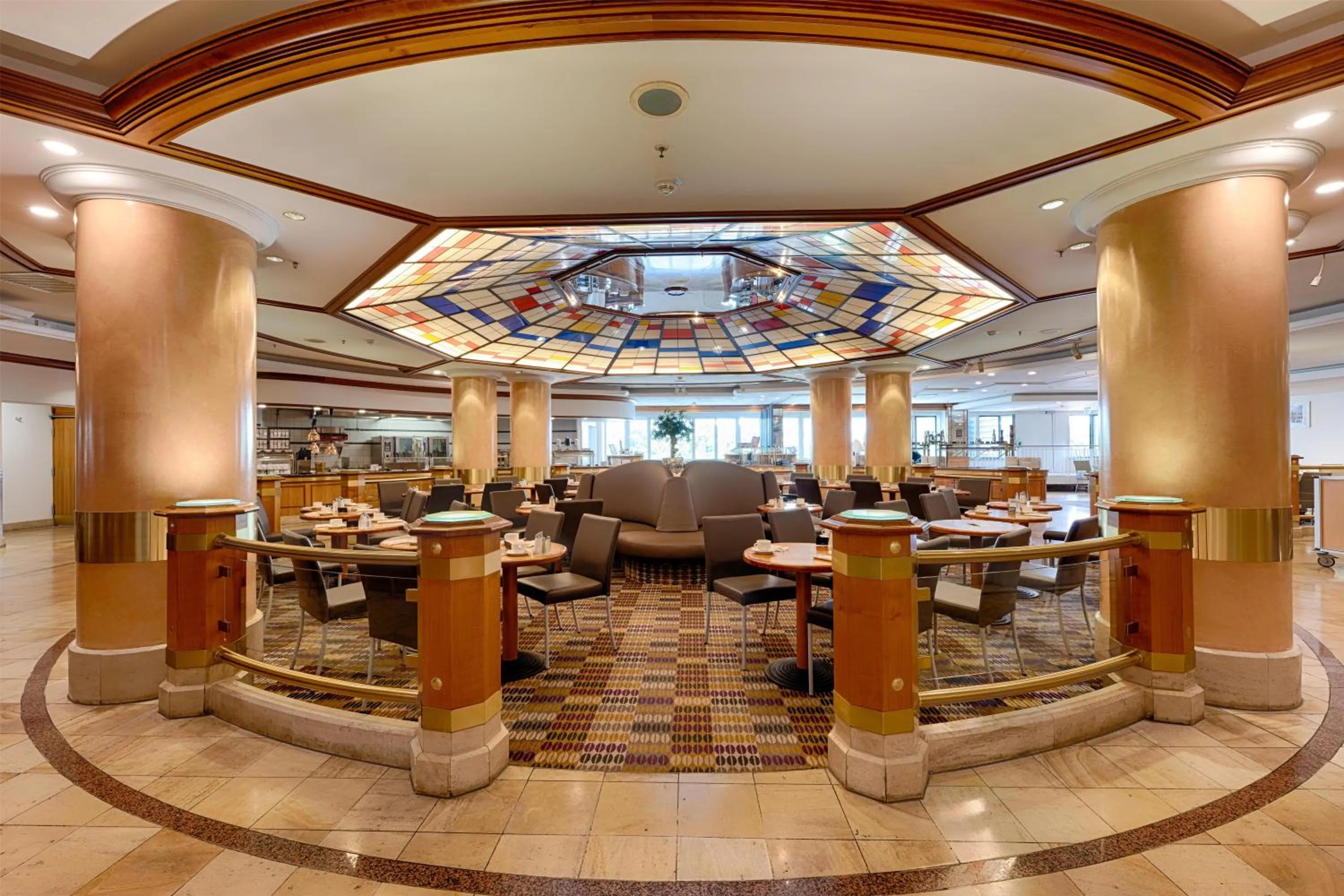 Restaurant/places to eat in Park Inn by Radisson Berlin Alexanderplatz