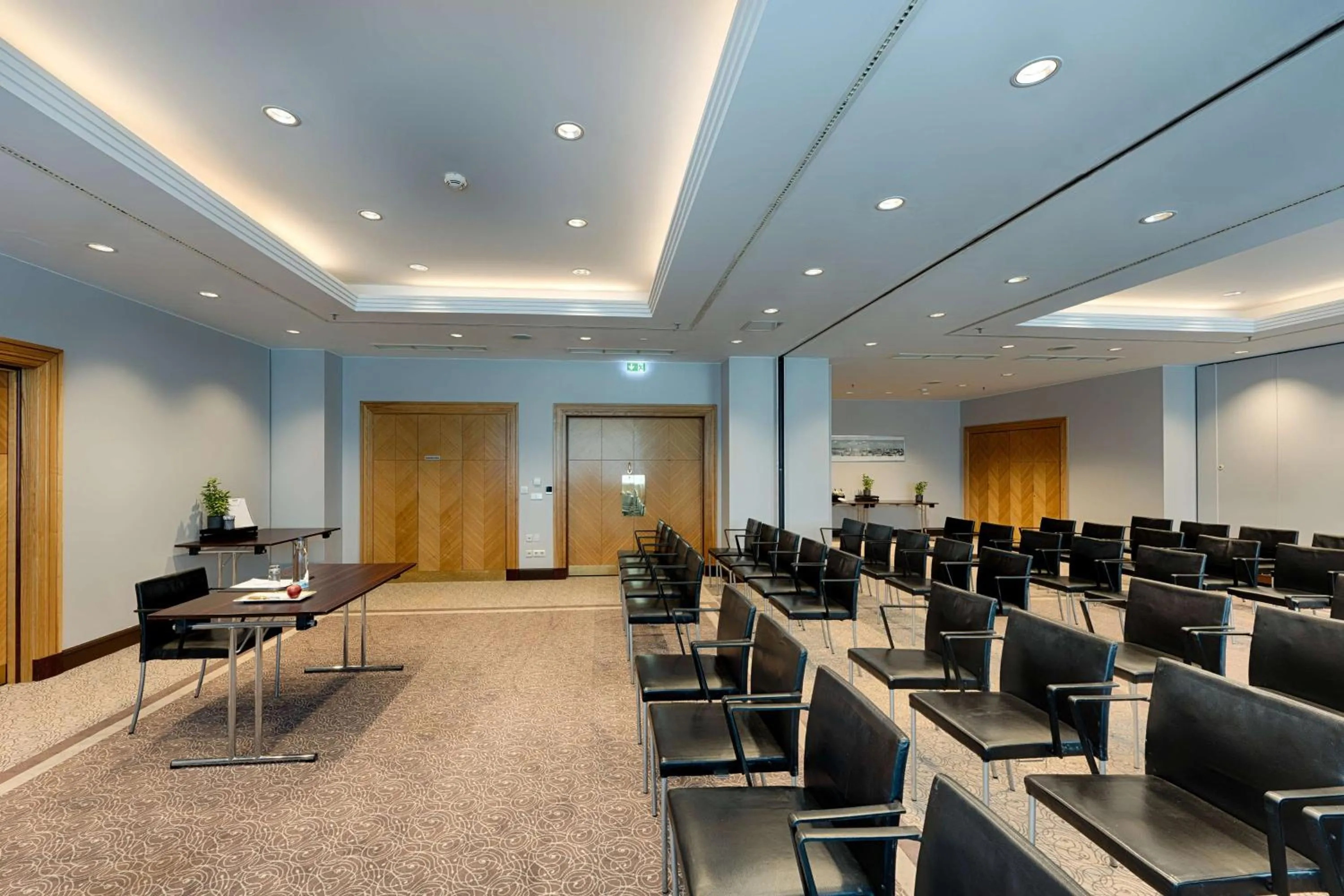 Meeting/conference room in Park Inn by Radisson Berlin Alexanderplatz