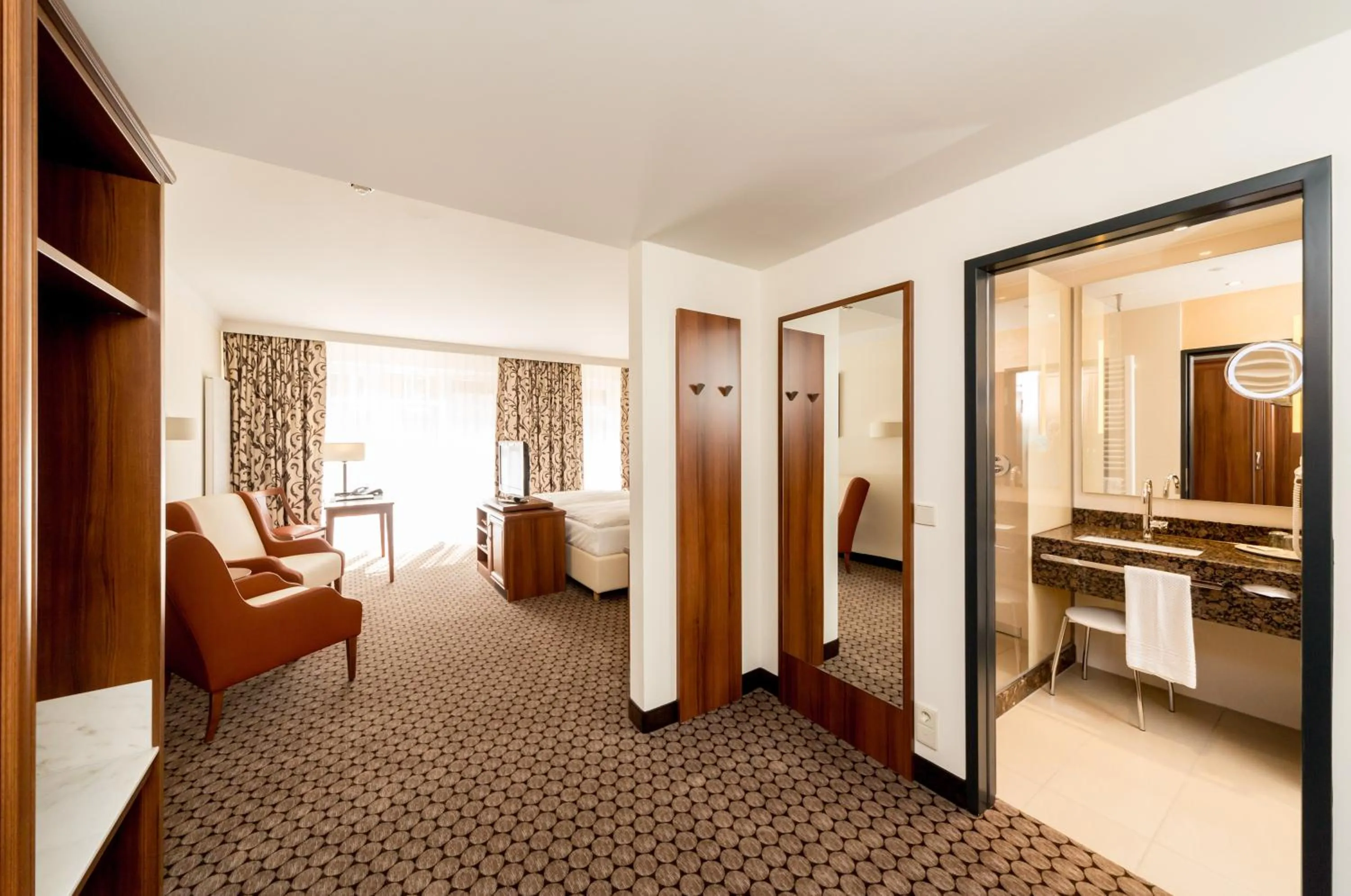 Photo of the whole room, Bed in Dorint Herrenkrug Parkhotel Magdeburg