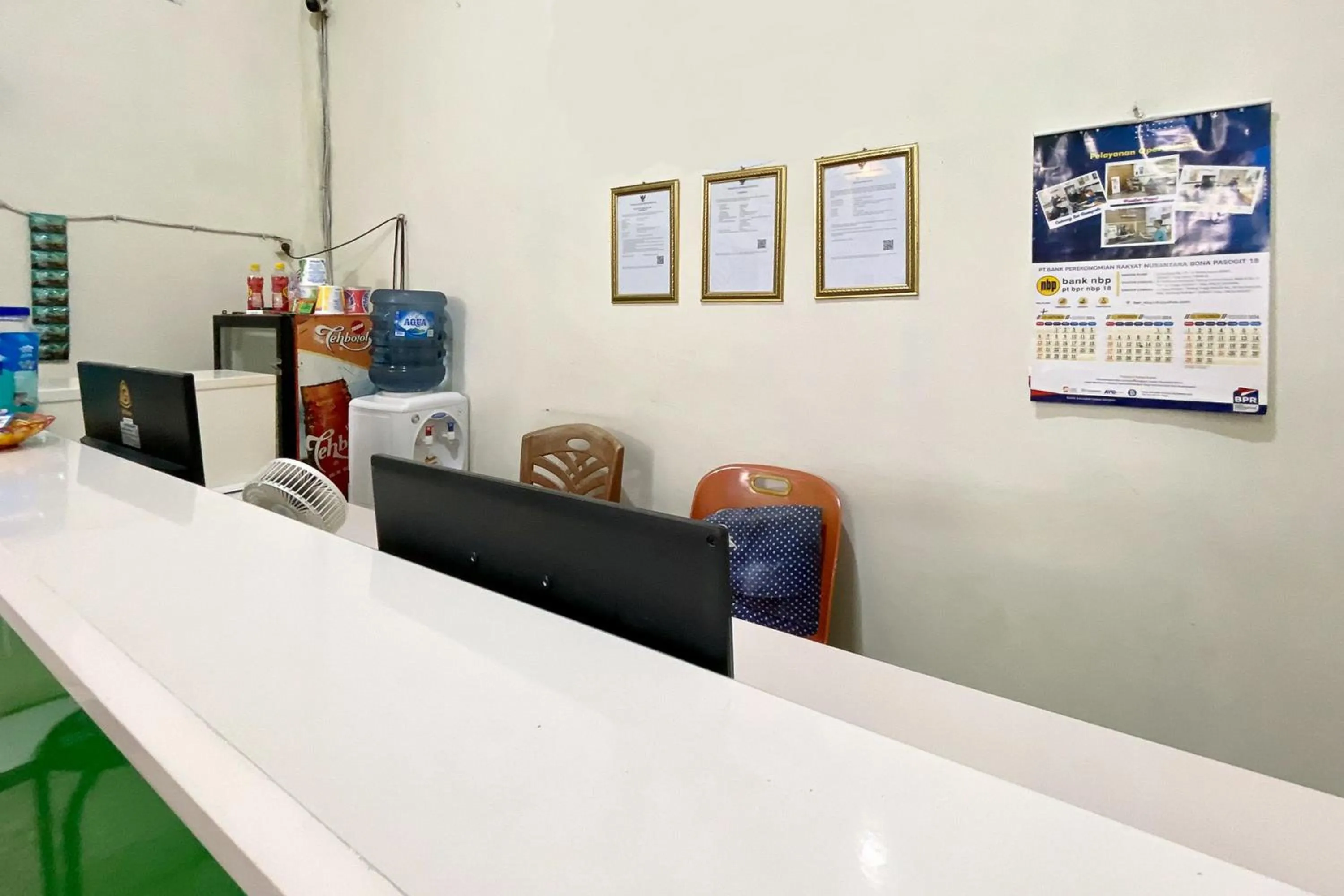 Lobby or reception in RedDoorz at Sonya Homestay Tebing Tinggi